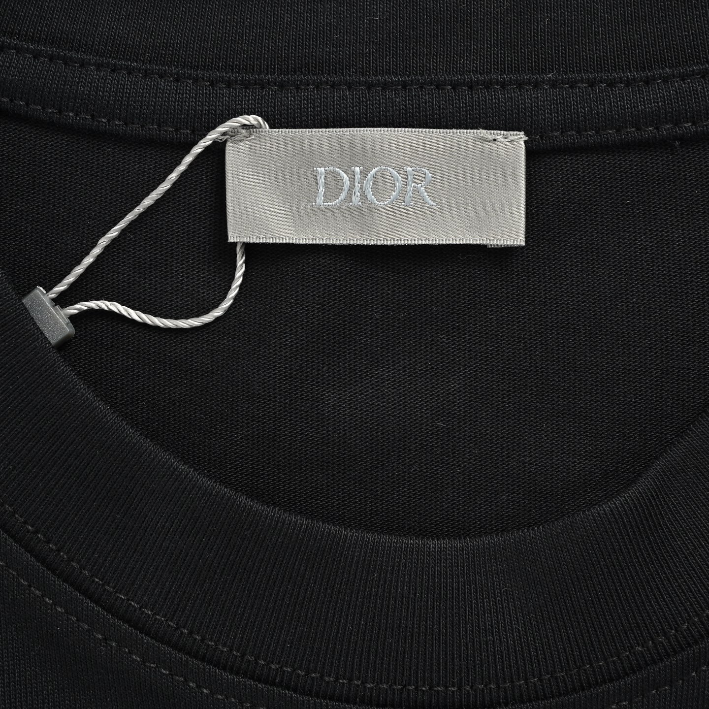 Dior/迪奥 贴布字母logo刺绣短袖 黑色 白色-Chinese UA Cheap High Quatity Brand Clothes Bags handbags Sneakers wholesale wholesaler seller from China Factory suppliers Fashion Clothing Shoes best Quality Beautiful Price Dior/迪奥 贴布字母logo刺绣短袖 黑色 白色