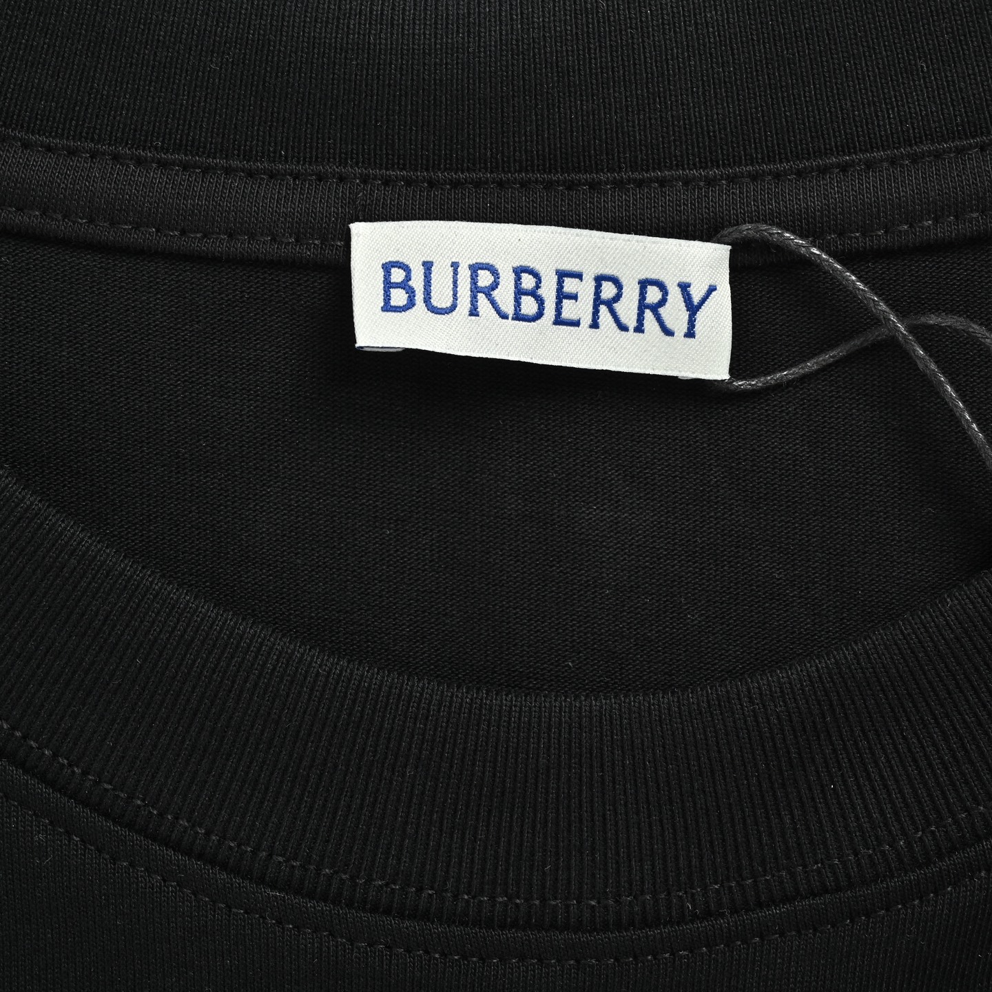 Burberry/巴宝莉 TB格纹方块字母浮雕压花短袖 黑色 白色-Chinese UA Cheap High Quatity Brand Clothes Bags handbags Sneakers wholesale wholesaler seller from China Factory suppliers Fashion Clothing Shoes best Quality Beautiful Price Burberry/巴宝莉 TB格纹方块字母浮雕压花短袖 黑色 白色