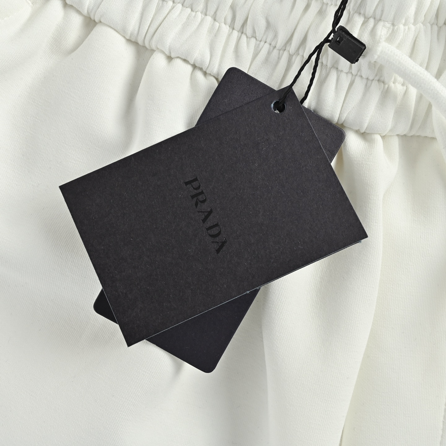 Prada/普拉达 刺绣字母徽标短裤 黑色-Chinese UA Cheap High Quatity Brand Clothes Bags handbags Sneakers wholesale wholesaler seller from China Factory suppliers Fashion Clothing Shoes best Quality Beautiful Price Prada/普拉达 刺绣字母徽标短裤 黑色