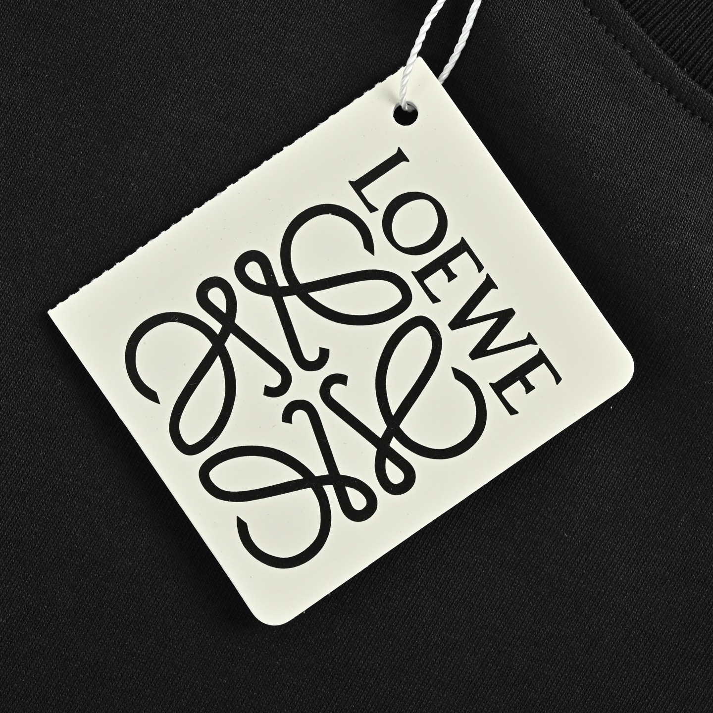 Loewe/罗意威 缝线皮革立体logo短袖 罗意威新款短裤-莆田鞋,莆田鞋货源,高仿鞋,高仿鞋货源,安福档口,莆田高仿鞋,莆田鞋批发,高仿鞋批发,莆田高仿运动鞋,高仿运动鞋,莆田运动鞋 Loewe/罗意威 缝线皮革立体logo短袖 罗意威新款短裤