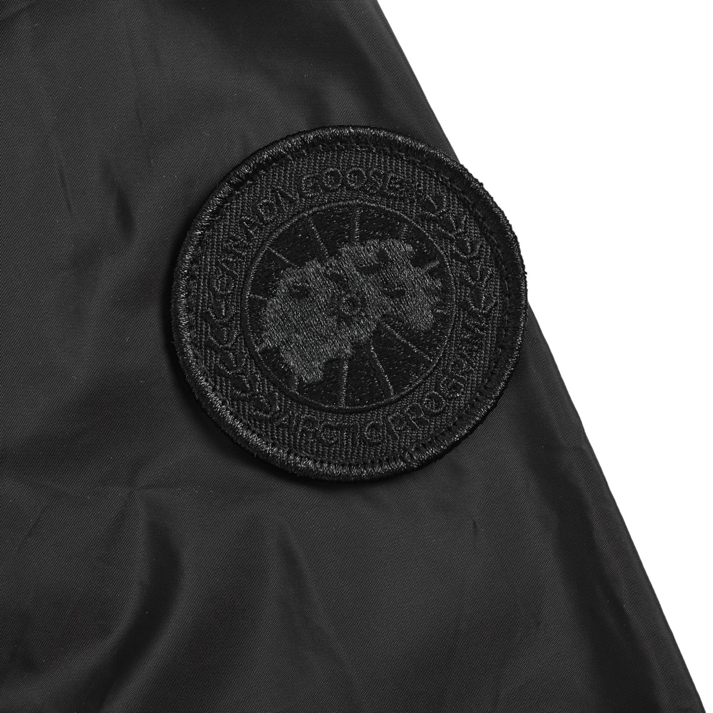 Canada Goose/加拿大鹅 袖黑标连帽冲锋衣防风夹克外套-莆田鞋,莆田鞋货源,高仿鞋,高仿鞋货源,安福档口,莆田高仿鞋,莆田鞋批发,高仿鞋批发,莆田高仿运动鞋,高仿运动鞋,莆田运动鞋 Canada Goose/加拿大鹅 袖黑标连帽冲锋衣防风夹克外套