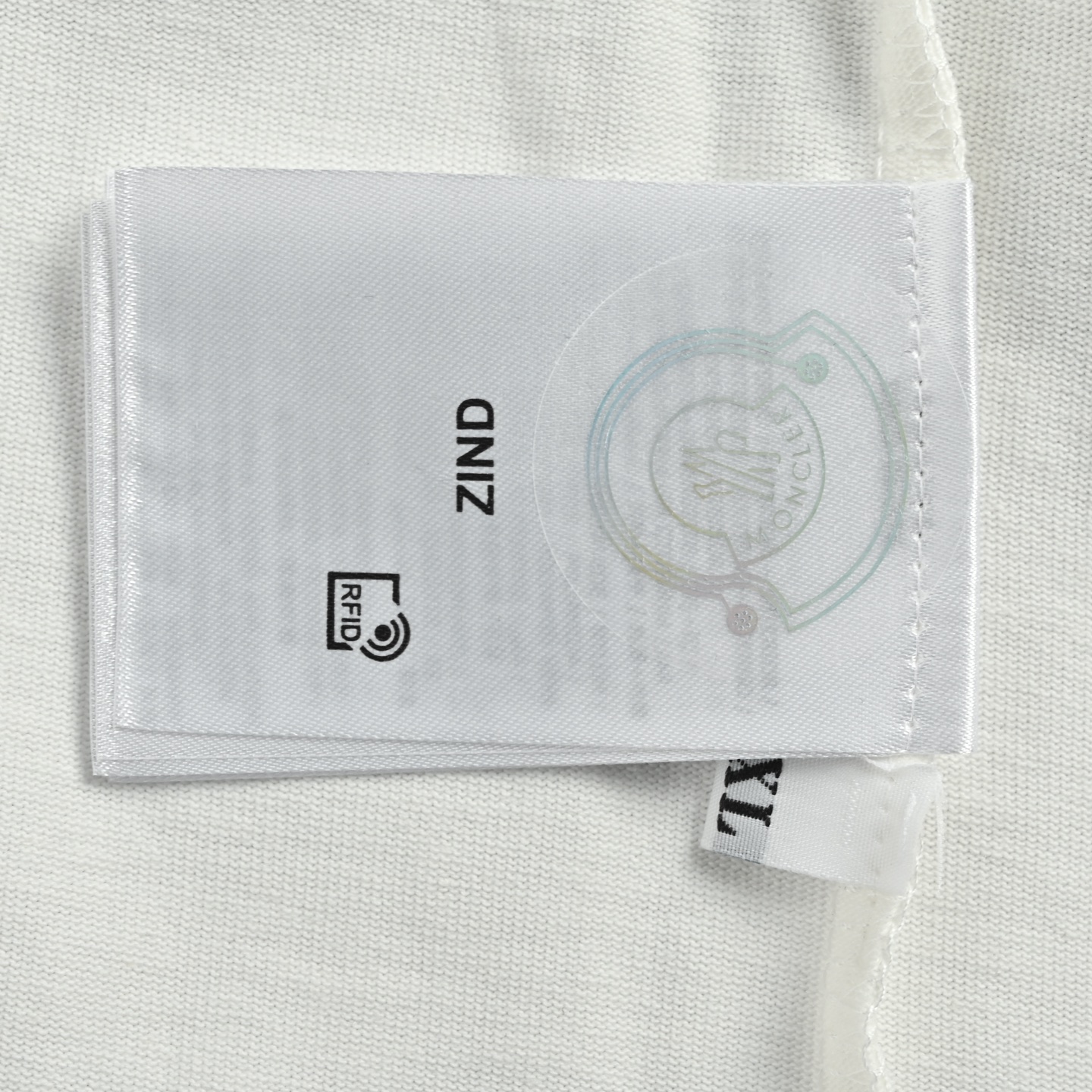 Moncler/蒙口 26ss 领口字母印花短袖