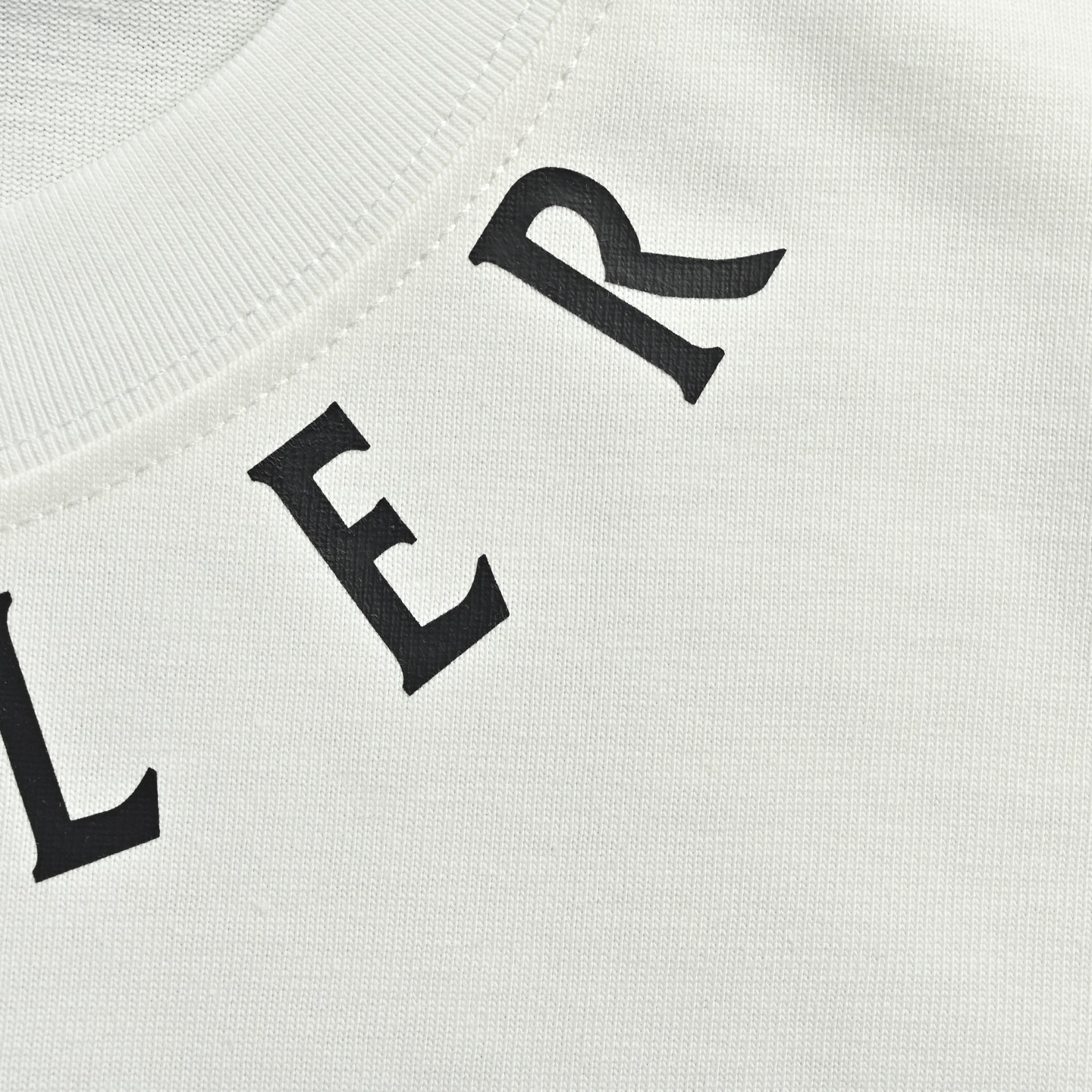 Moncler/蒙口 26ss 领口字母印花短袖