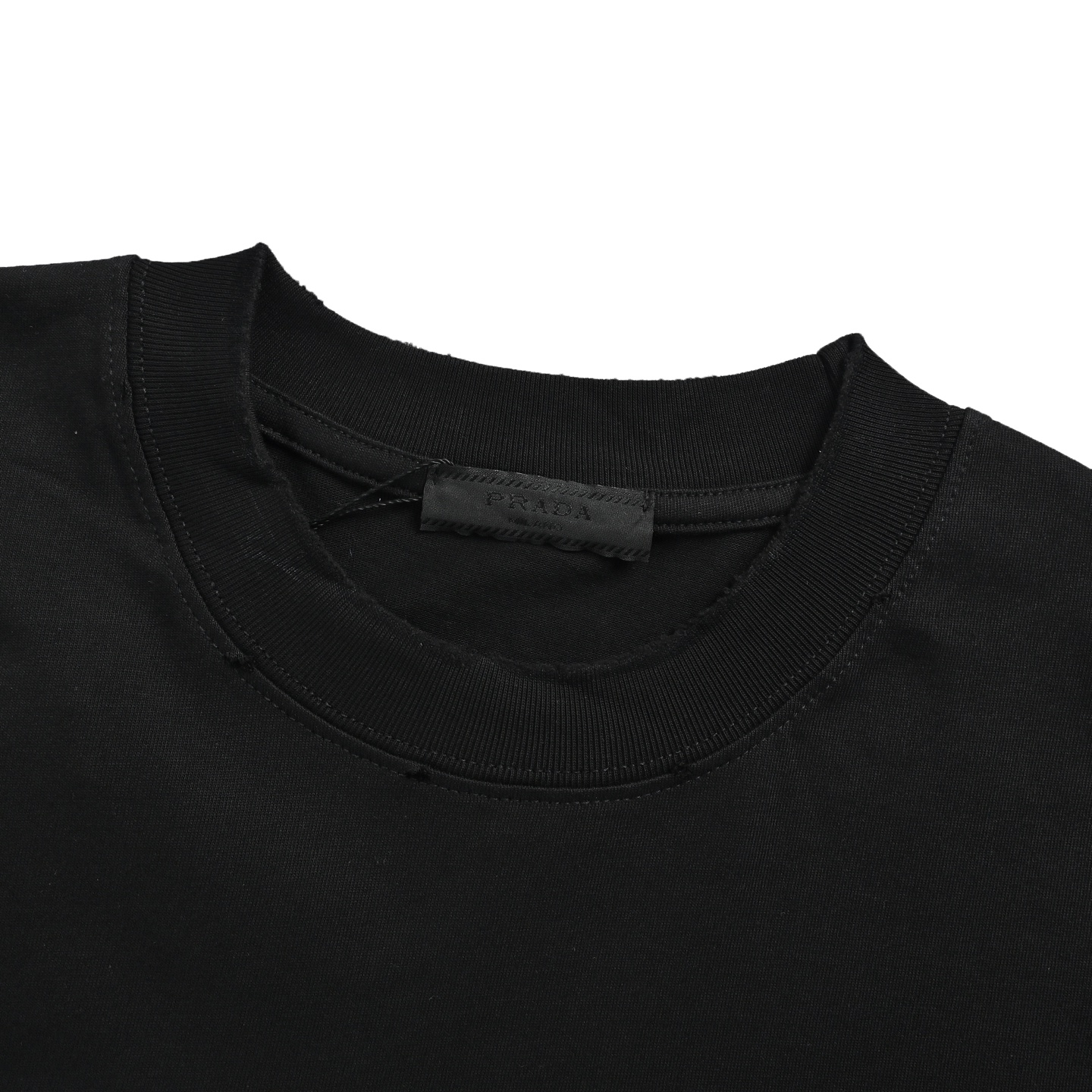 Prada/普拉达 贴布刺绣字母短袖 白色 黑色