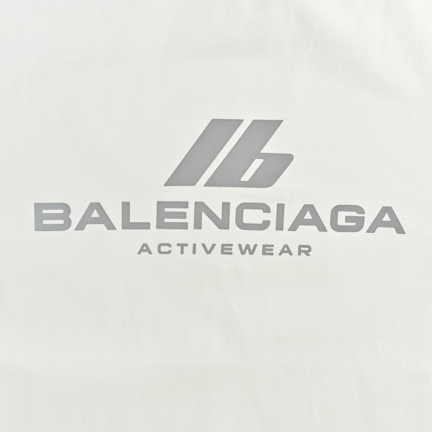 Balenciaga/巴黎世家 反光logo印花短袖 宽松版本短袖t恤-Chinese UA Cheap High Quatity Brand Clothes Bags handbags Sneakers wholesale wholesaler seller from China Factory suppliers Fashion Clothing Shoes best Quality Beautiful Price Balenciaga/巴黎世家 反光logo印花短袖 宽松版本短袖t恤