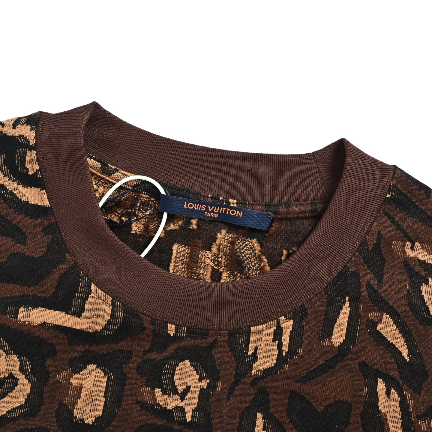 Louis Vuitton/路易威登 26ss 扭曲老花提花短袖-Top High Quatity Cheap Sneakers Fashion Clothing Clothes Bags handbags Shoes of all Brand wholesale With The best Quality And Beautiful Price from China Factory Chinese suppliers wholesaler seller Louis Vuitton/路易威登 26ss 扭曲老花提花短袖