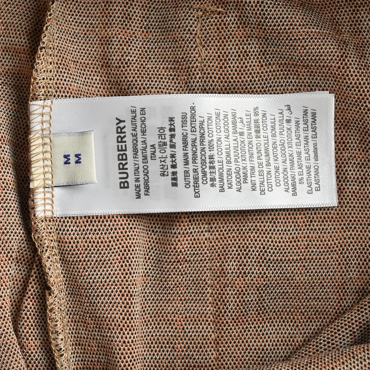 Burberry/巴宝莉 战马刺绣格纹短裤 卡其色 Burberry/巴宝莉 战马刺绣格纹短裤 卡其色