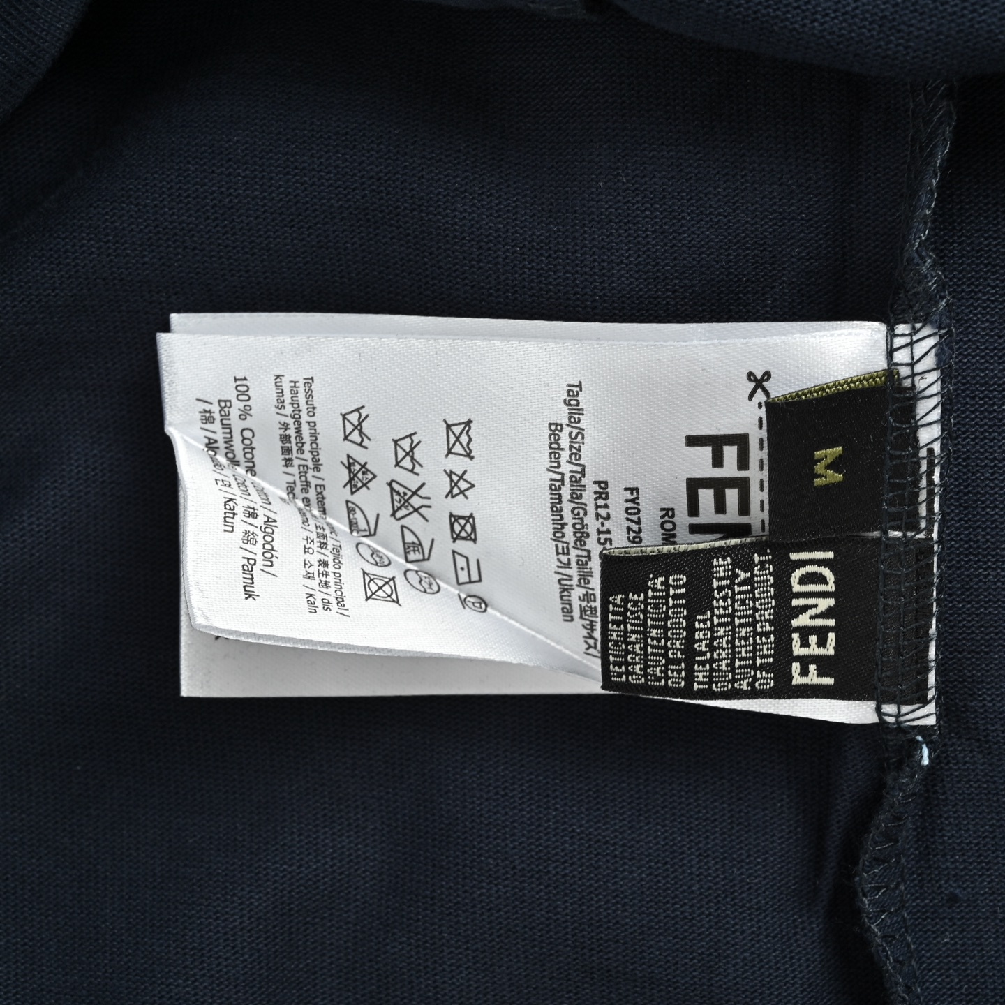 Fendi/芬迪 26ss 扭曲字母刺绣短袖 轻奢主义 黑色/白色-Top High Quatity Cheap Sneakers Fashion Clothing Clothes Bags handbags Shoes of all Brand wholesale With The best Quality And Beautiful Price from China Factory Chinese suppliers wholesaler seller Fendi/芬迪 26ss 扭曲字母刺绣短袖 轻奢主义 黑色/白色