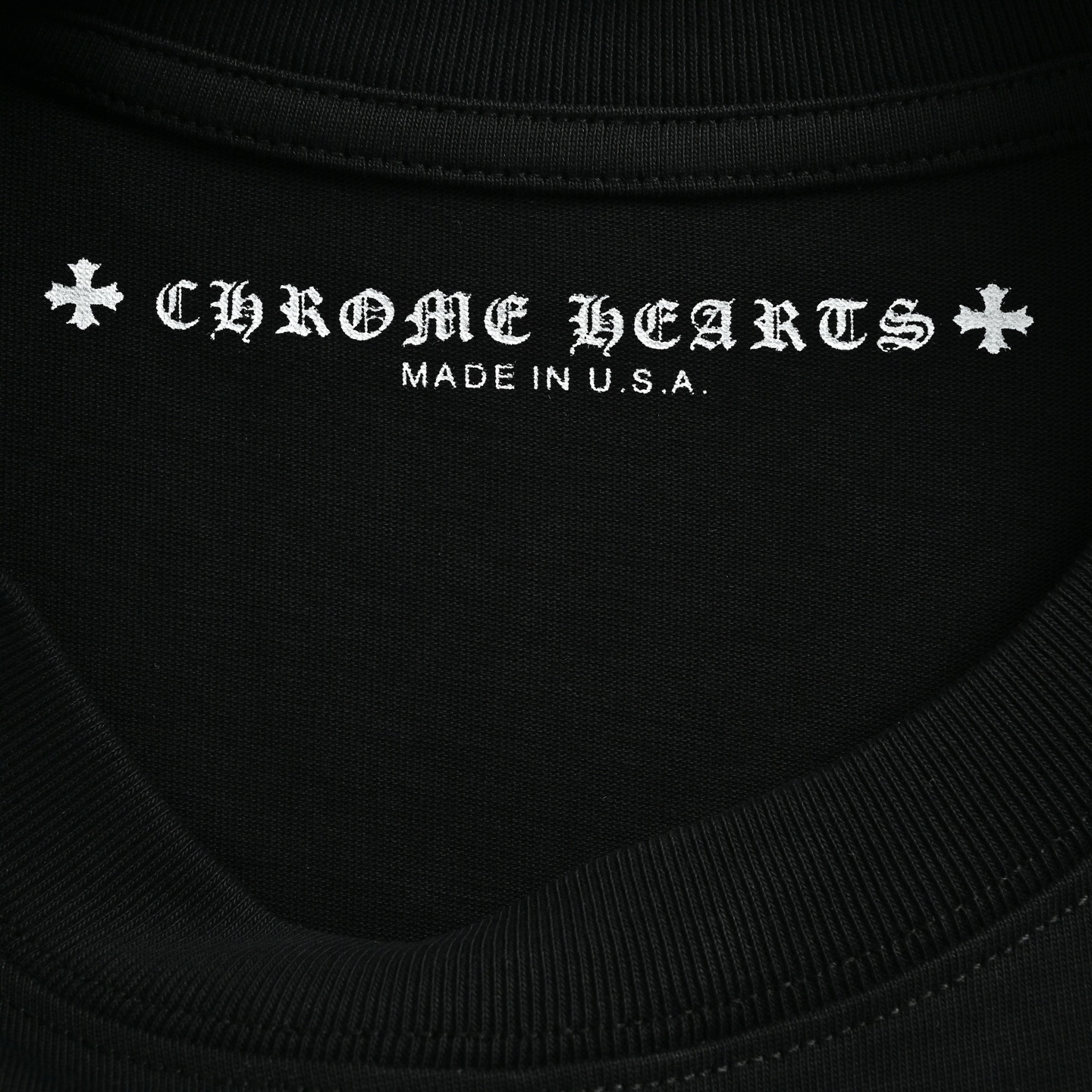 Chrome Hearts/克罗心 粉字涂鸦印花短袖-莆田鞋,莆田鞋货源,高仿鞋,高仿鞋货源,安福档口,莆田高仿鞋,莆田鞋批发,高仿鞋批发,莆田高仿运动鞋,高仿运动鞋,莆田运动鞋 Chrome Hearts/克罗心 粉字涂鸦印花短袖