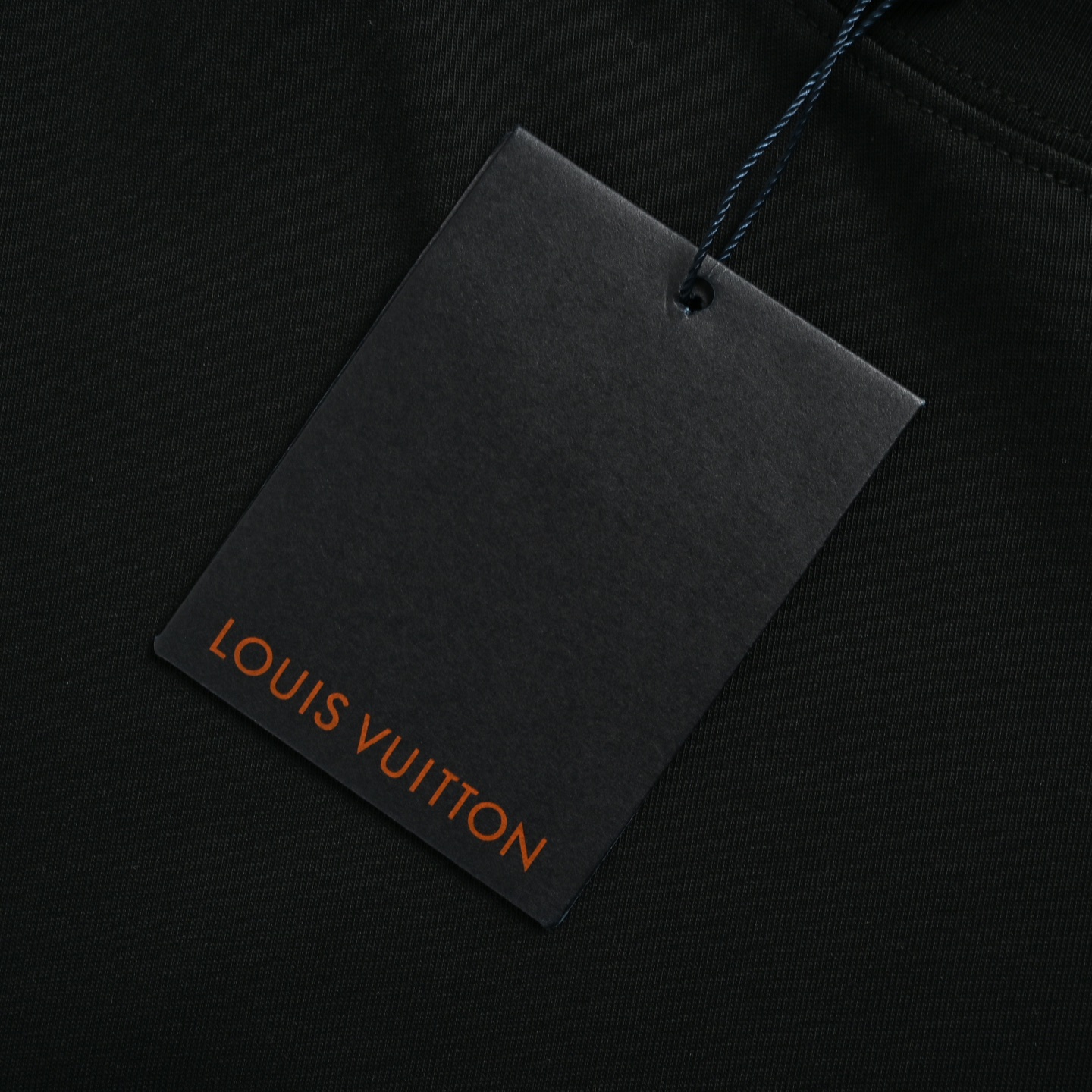 LouisVuitton/路易威登 26ss 素描四叶草logo印花短袖 黑色 白色-Chinese UA Cheap High Quatity Brand Clothes Bags handbags Sneakers wholesale wholesaler seller from China Factory suppliers Fashion Clothing Shoes best Quality Beautiful Price LouisVuitton/路易威登 26ss 素描四叶草logo印花短袖 黑色 白色