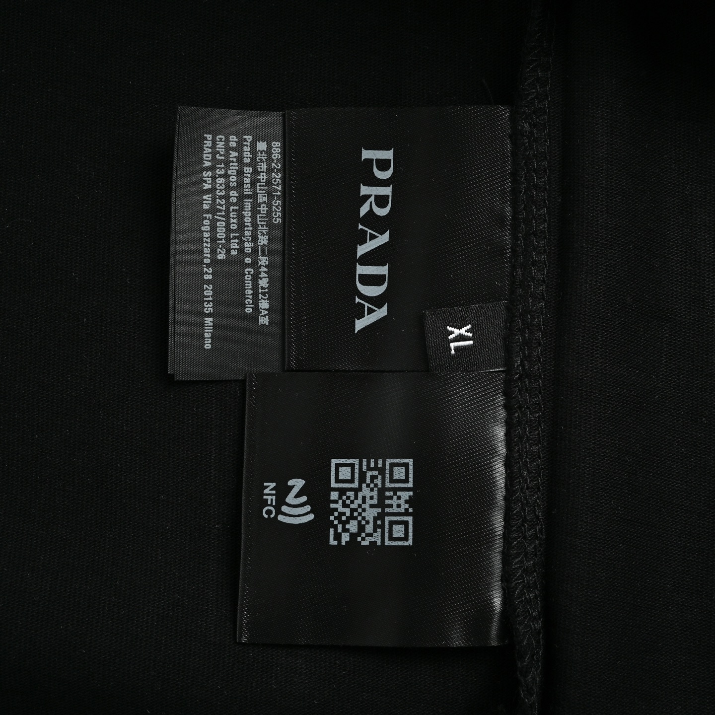 Prada/普拉达 25ss 标签口袋短袖