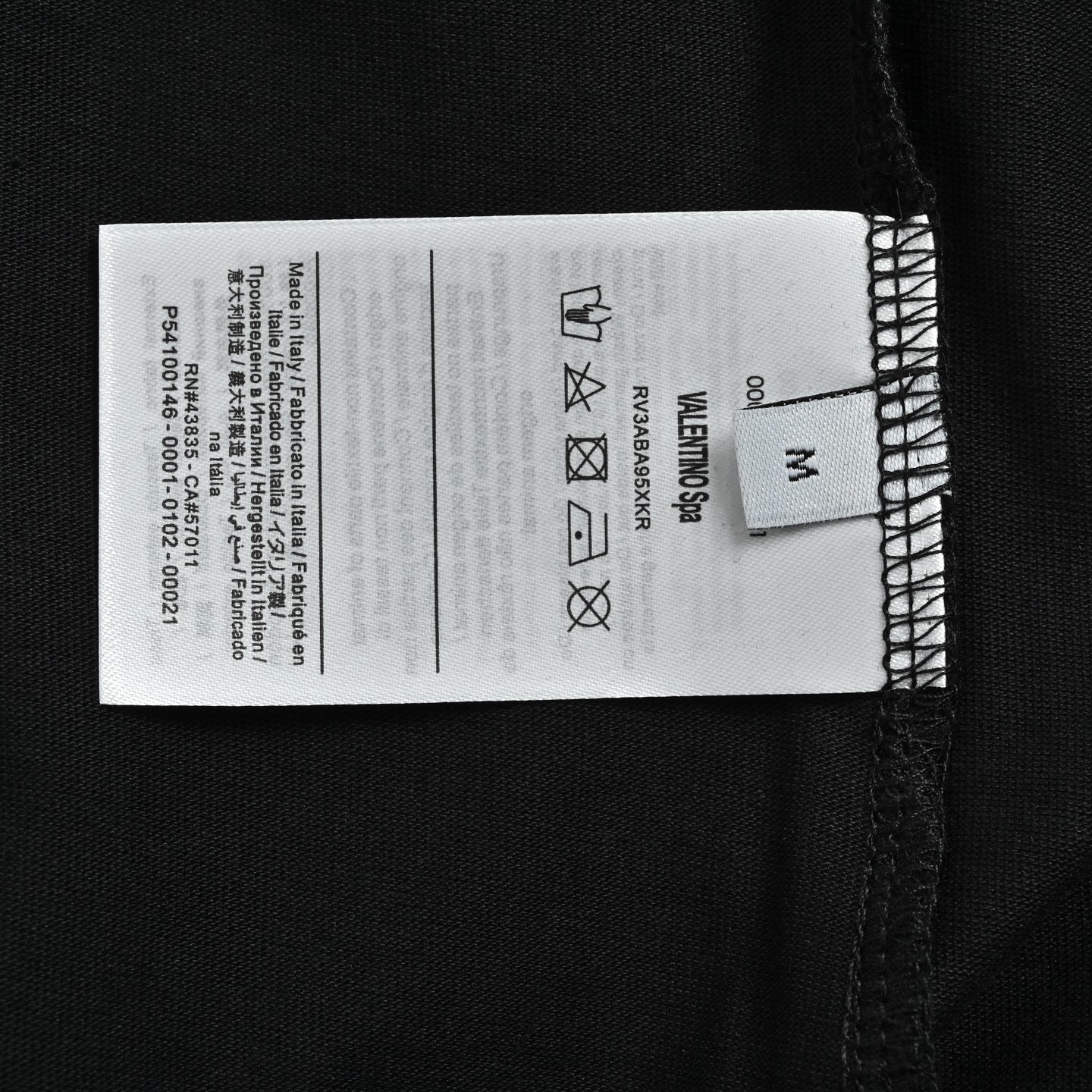 VALENTINO/华伦天奴 简约标识硅胶字母短袖 字母logo印花短袖T恤-莆田鞋,莆田鞋货源,高仿鞋,高仿鞋货源,安福档口,莆田高仿鞋,莆田鞋批发,高仿鞋批发,莆田高仿运动鞋,高仿运动鞋,莆田运动鞋 VALENTINO/华伦天奴 简约标识硅胶字母短袖 字母logo印花短袖T恤