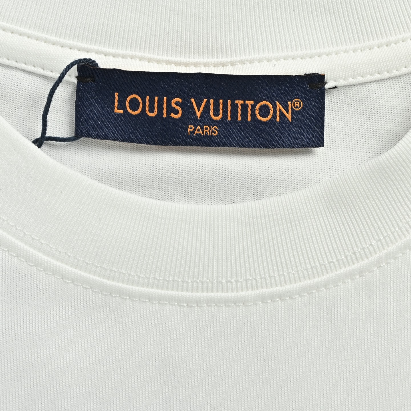 Louis Vuitton/路易威登 彩虹字母印花短袖-Top High Quatity Cheap Sneakers Fashion Clothing Clothes Bags handbags Shoes of all Brand wholesale With The best Quality And Beautiful Price from China Factory Chinese suppliers wholesaler seller Louis Vuitton/路易威登 彩虹字母印花短袖