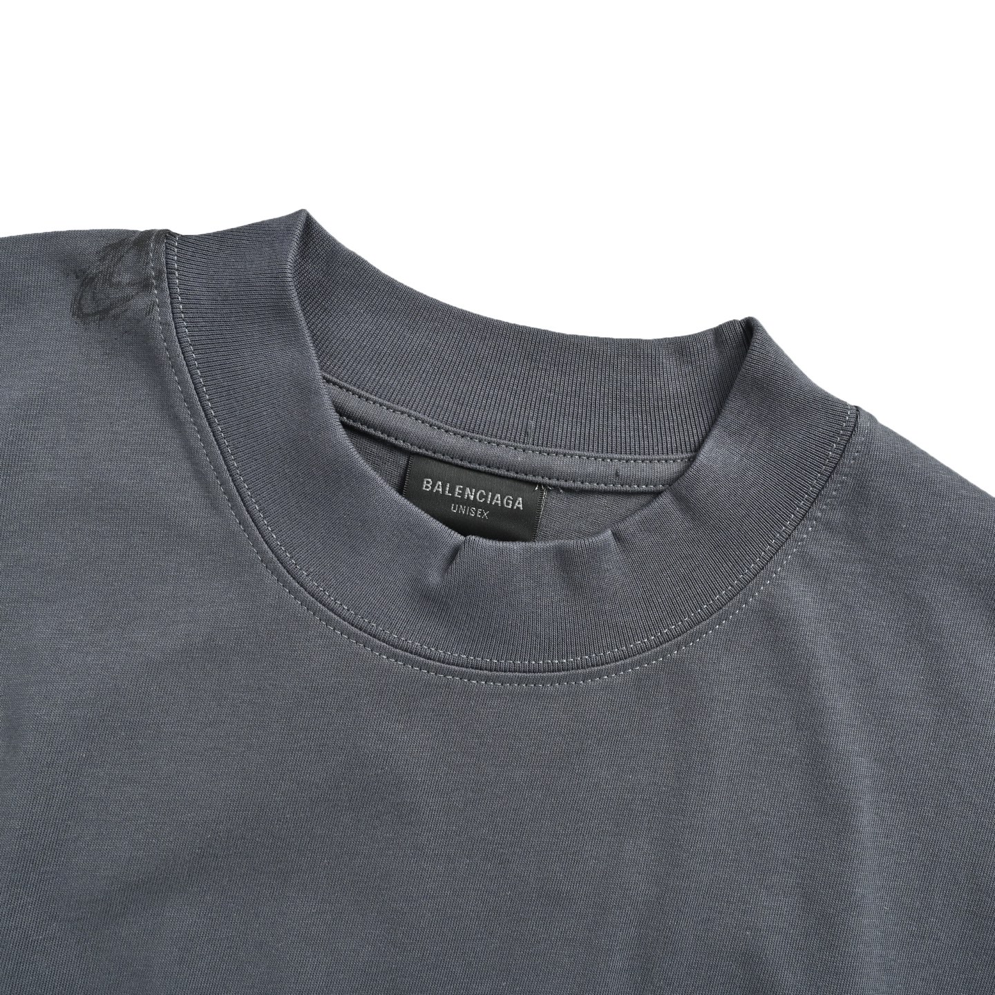 Balenciaga/巴黎世家 做旧涂鸦刺绣字母短袖-Top High Quatity Cheap Sneakers Fashion Clothing Clothes Bags handbags Shoes of all Brand wholesale With The best Quality And Beautiful Price from China Factory Chinese suppliers wholesaler seller Balenciaga/巴黎世家 做旧涂鸦刺绣字母短袖