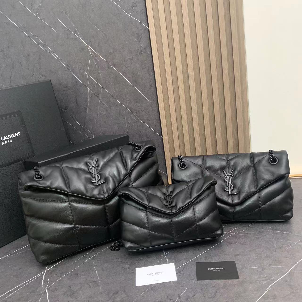 小号8821-升级头层小羊皮版LOULOU PUFFER 绗缝小羊皮包，100%小羊皮制作，手感柔软细腻