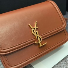 𝑺𝑶𝑳𝑭𝑬𝑹𝑰𝑵𝑶 𝑩𝑶𝑿 】 棕色金扣_大23小号19cm 必火爆款,还没上市就攻陷了整个时尚圈,怀旧 𝑺𝑶𝑳𝑭𝑬𝑹𝑰𝑵𝑶 𝑩𝑶𝑿 】 棕色金扣_大23小号19cm 必火爆款,还没上市就攻陷了整个时尚圈,怀旧