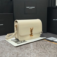 𝑺𝑶𝑳𝑭𝑬𝑹𝑰𝑵𝑶 𝑩𝑶𝑿 】 白色金扣_大23小号19cm 必火爆款,还没上市就攻陷了整个时尚圈,怀旧 𝑺𝑶𝑳𝑭𝑬𝑹𝑰𝑵𝑶 𝑩𝑶𝑿 】 白色金扣_大23小号19cm 必火爆款,还没上市就攻陷了整个时尚圈,怀旧
