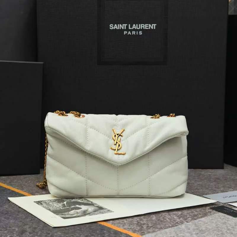 小号8821-升级头层小羊皮版LOULOU PUFFER 绗缝小羊皮包，100%小羊皮制作，手感柔软细腻