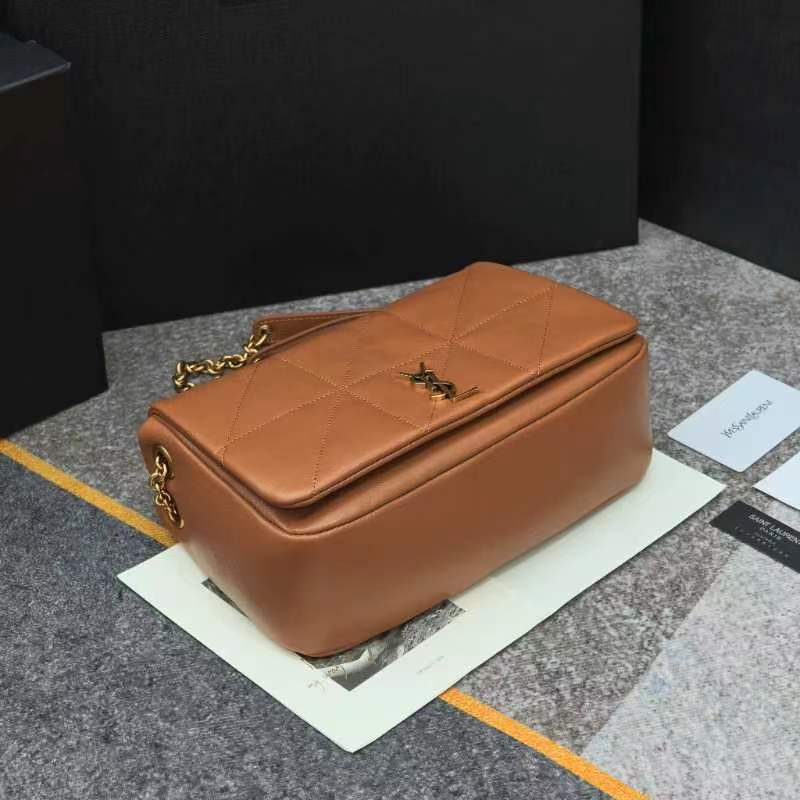 JAMIE_羊皮款小号8836新品大包真的有戳中我心巴，谁懂啊？💕进口意大利小羊皮，整个包型以经典复古做
