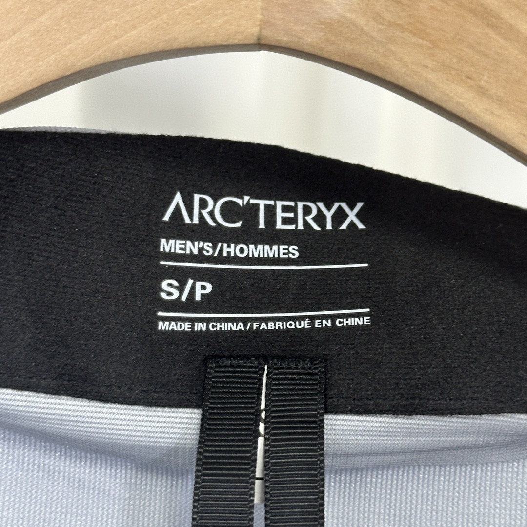 Arc'teryx Beta LT Jacket: Waterproof, Breathable, and Lightweight Shell 8 a1741795561087 1041
