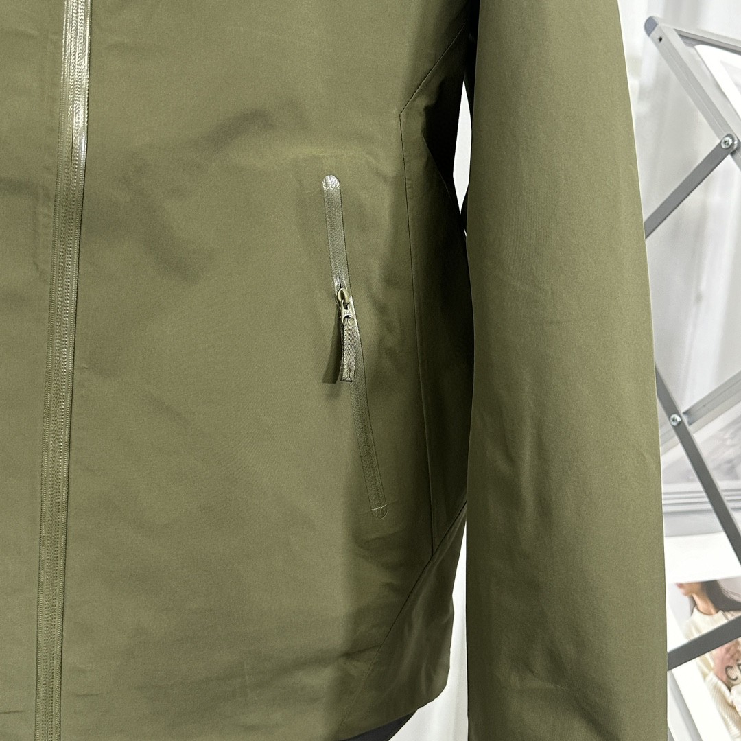 Arc'teryx Beta LT Jacket - Men's Lightweight Waterproof Shell 5 a1741795613535 6253
