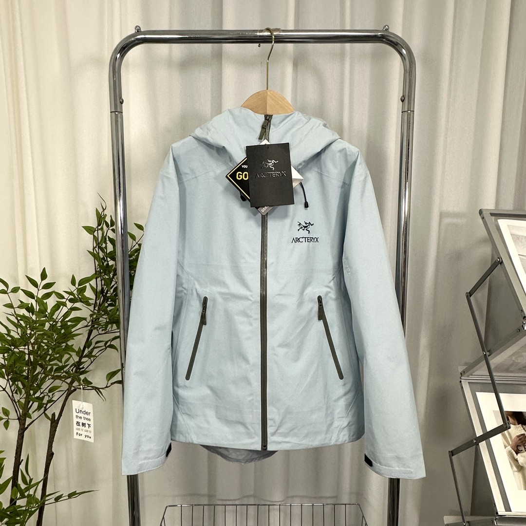 Arc'teryx Beta LT Jacket: Waterproof, Breathable, and Lightweight for Men 1 a1741795647163 4077