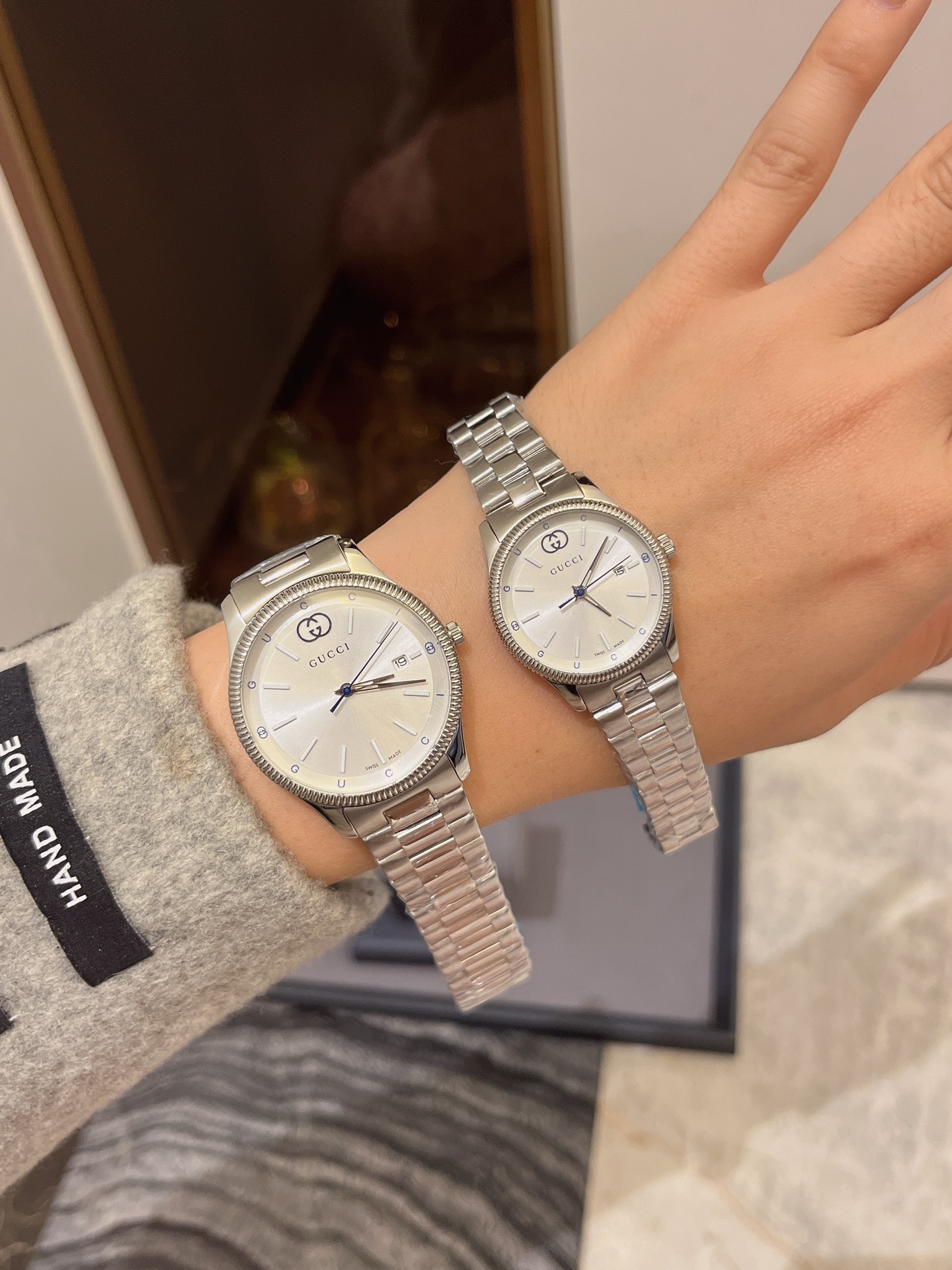 Gucci G-Timeless 38mm/29mm detail 5