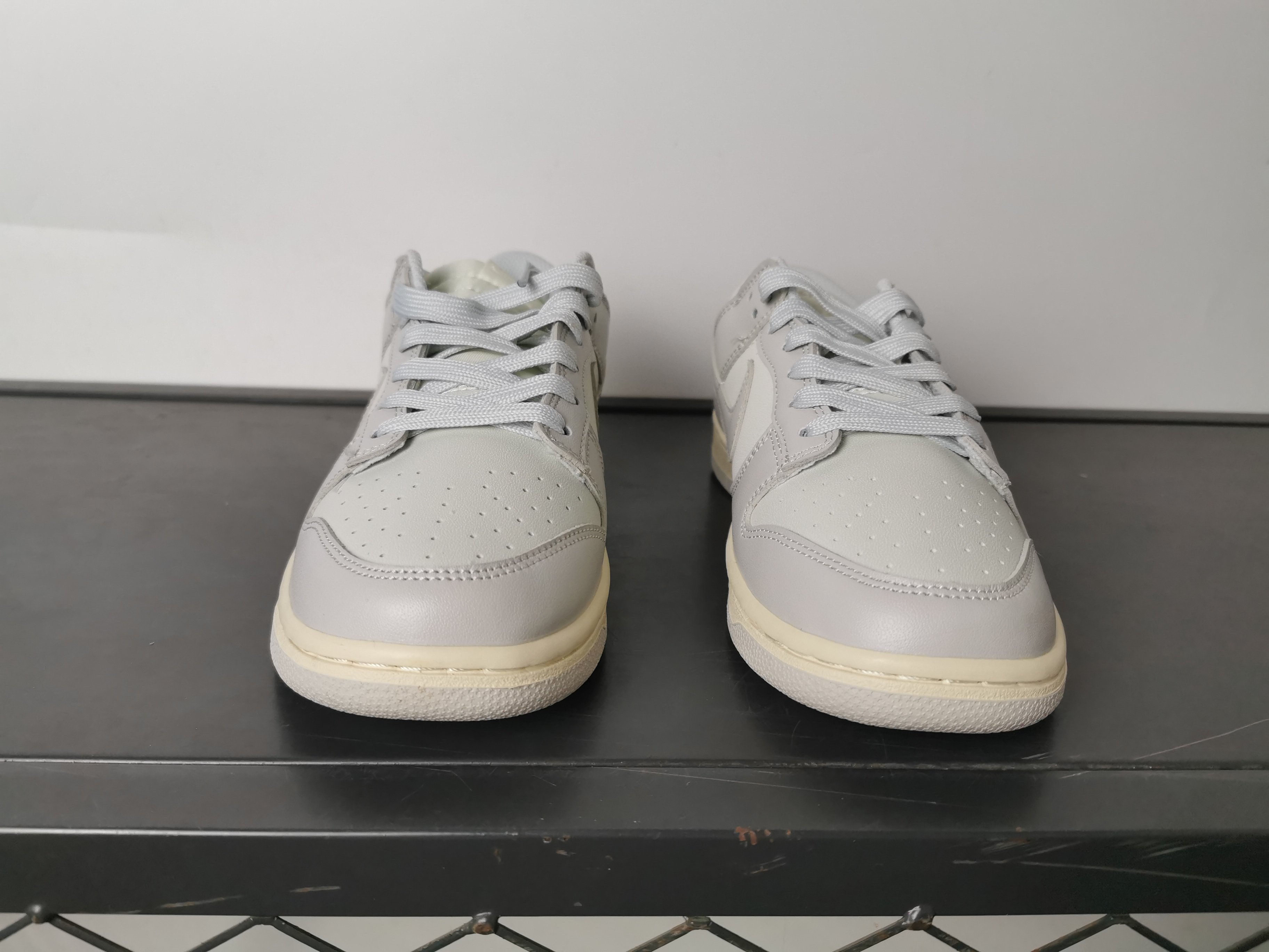 Nike SB Dunk Low Retro: Low-Top Skateboarding Shoes for Comfort & Style 3 a1745827979072 6707