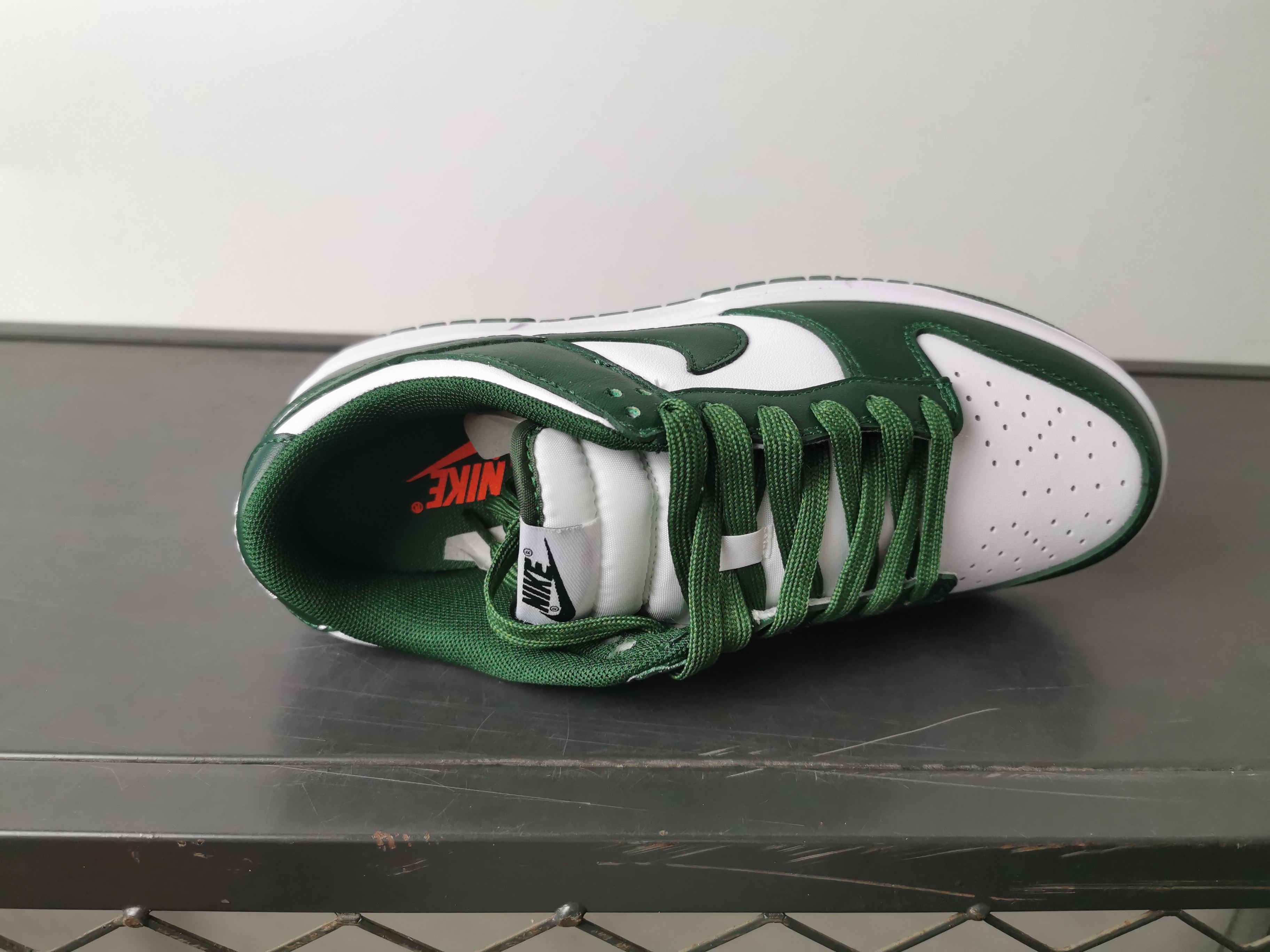 Nike SB Dunk Low Retro: Classic Style, Modern Comfort - DD1391-101 5 a1745906217606 6633