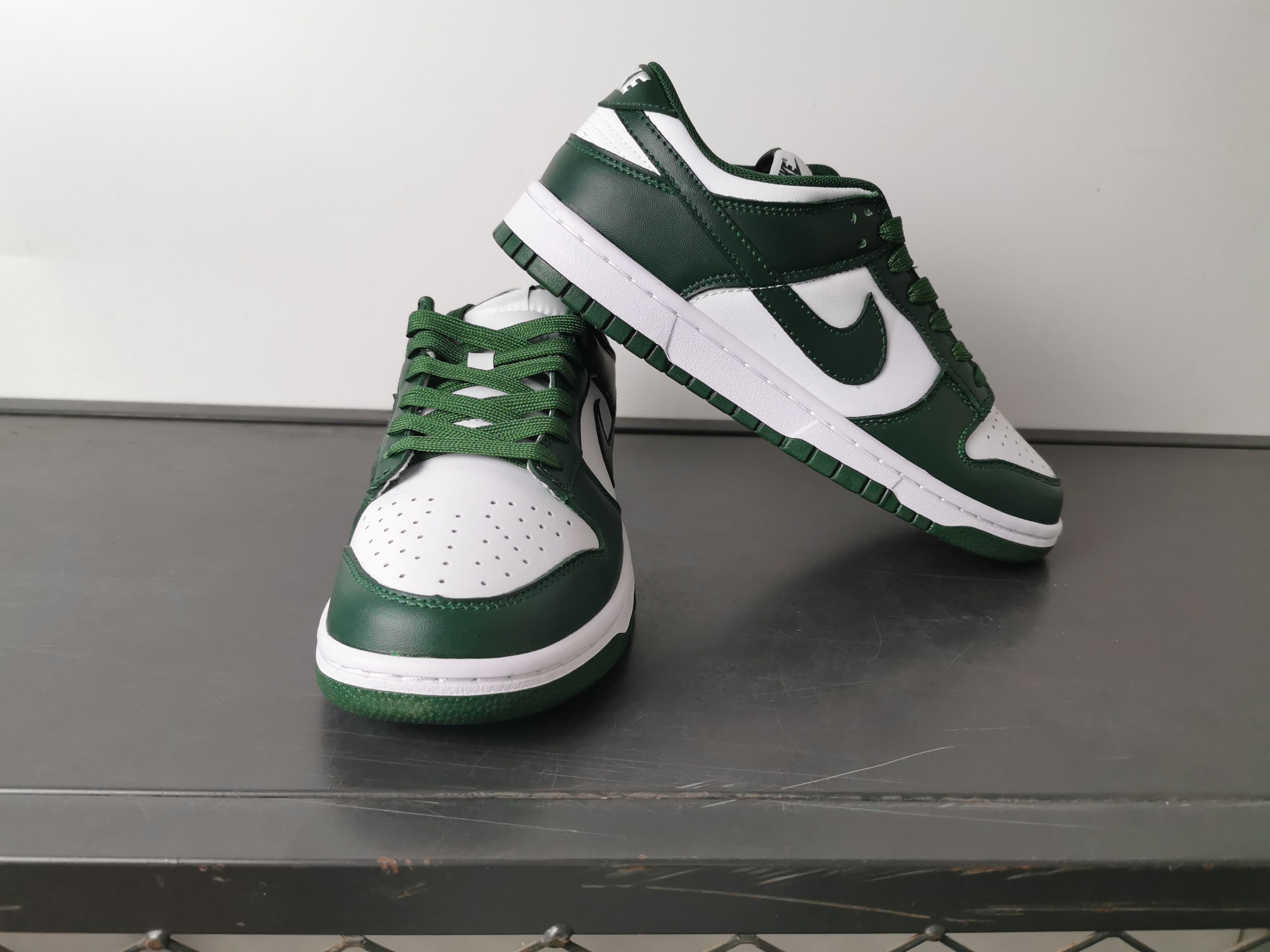 Nike SB Dunk Low Retro: Classic Style, Modern Comfort - DD1391-101 7 a1745906219544 1207