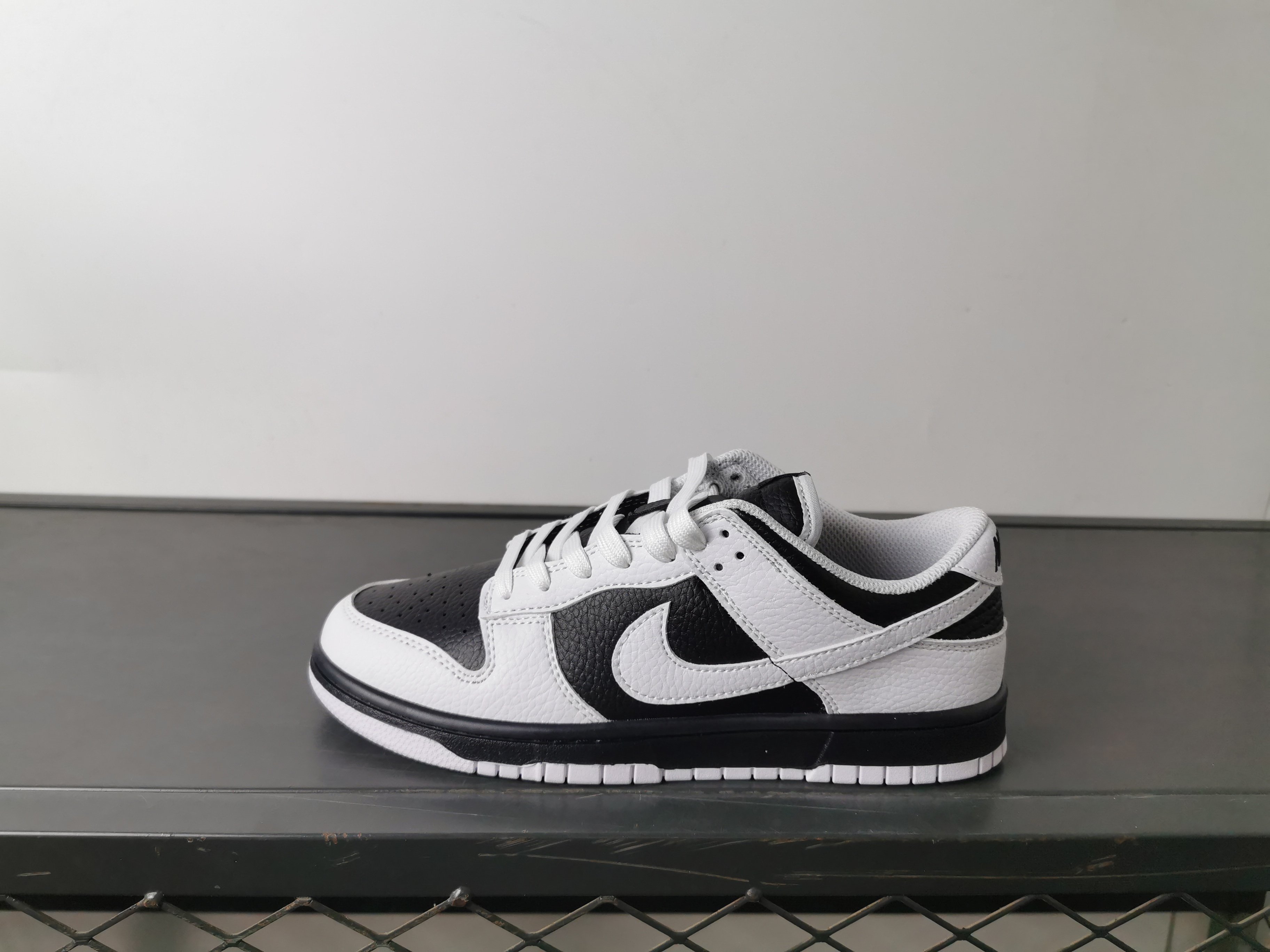 Nike SB Dunk Low Retro - Black/White, Comfortable and Stylish Sneakers 2 a1745906253157 2574