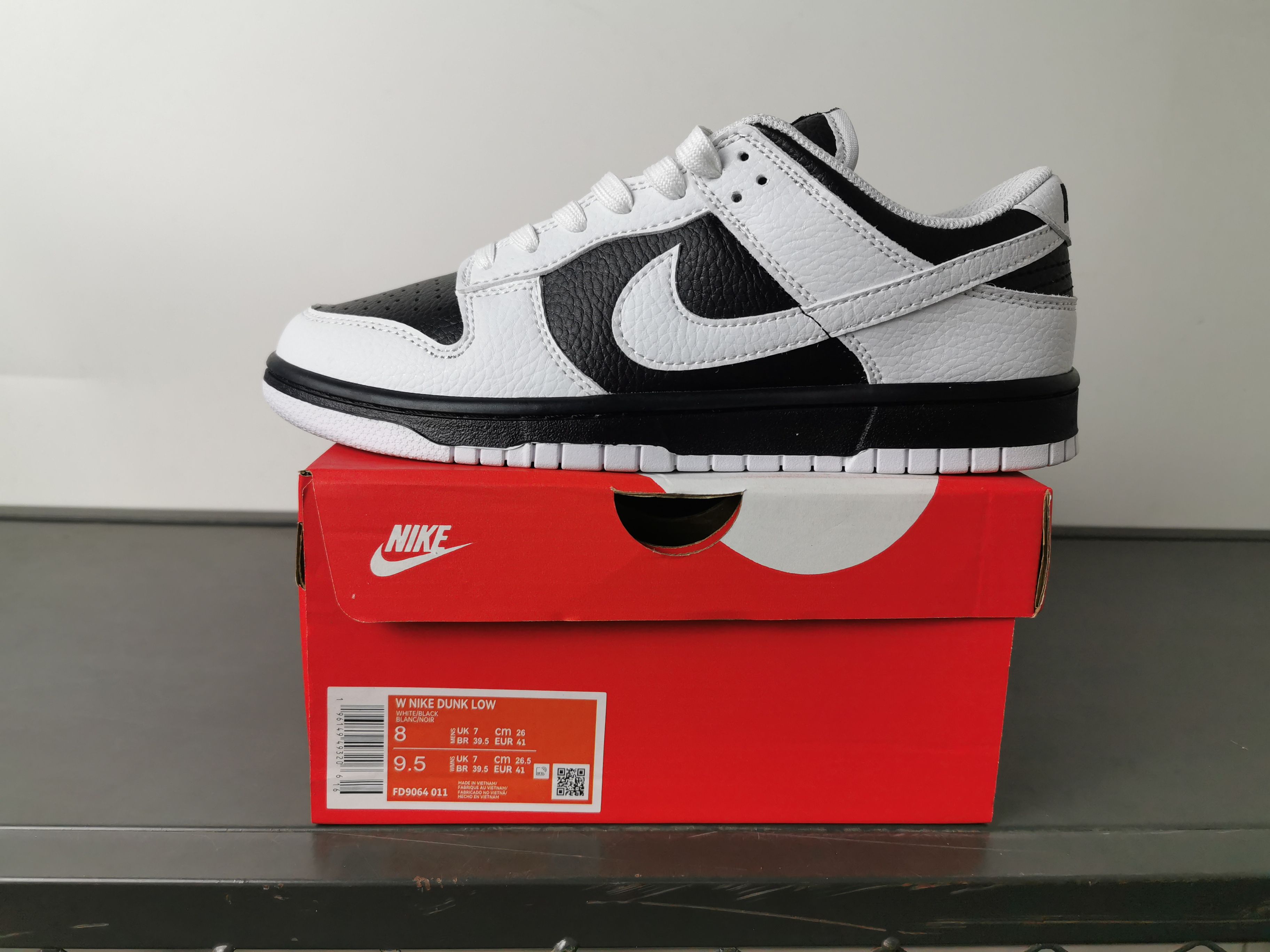 Nike SB Dunk Low Retro - Black/White, Comfortable and Stylish Sneakers 10 a1745906254836 7303