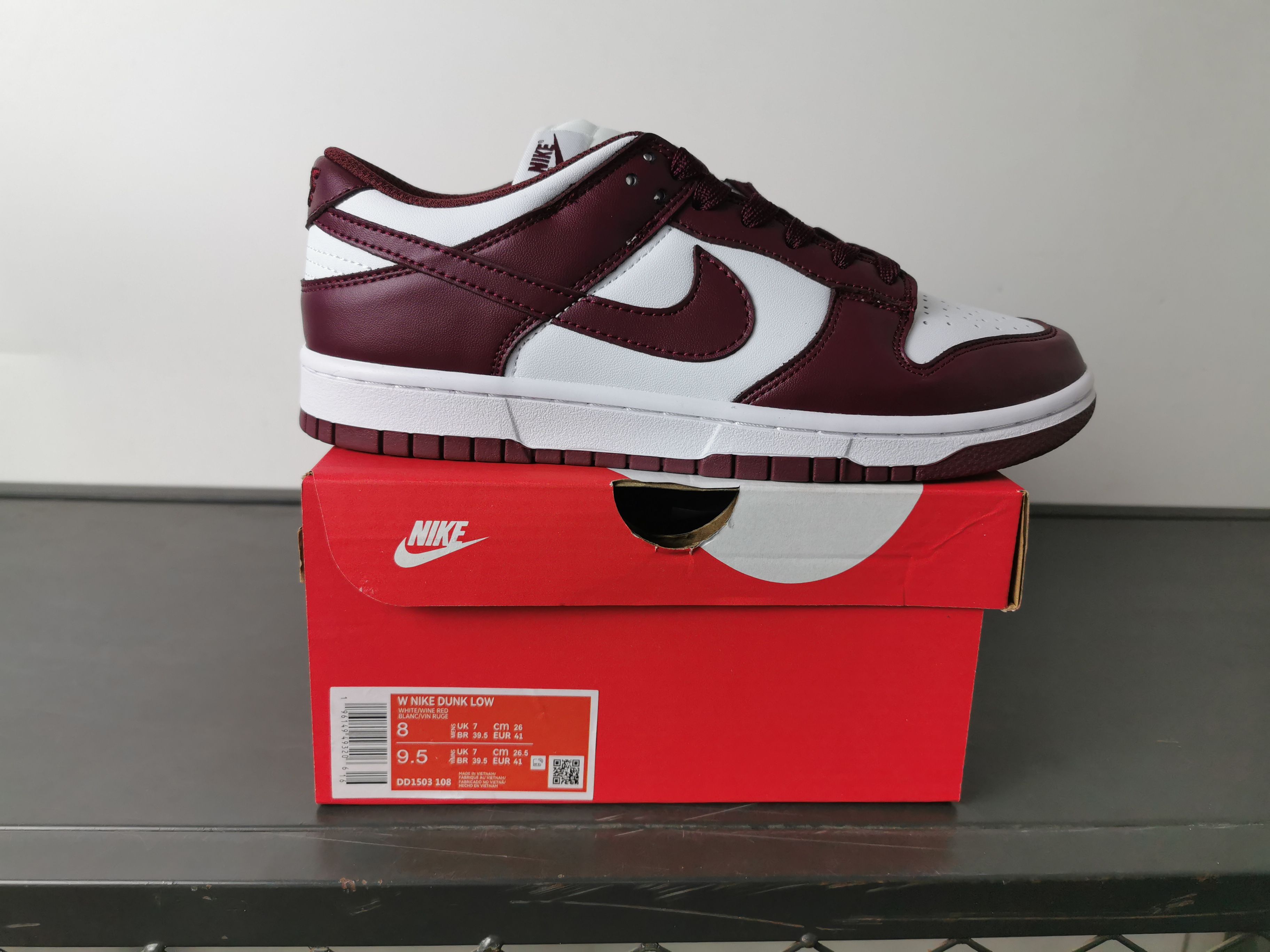 Nike SB Dunk Low Retro Bordeaux: Comfortable, Retro Style Skateboarding Shoes 10 a1745906299529 4104