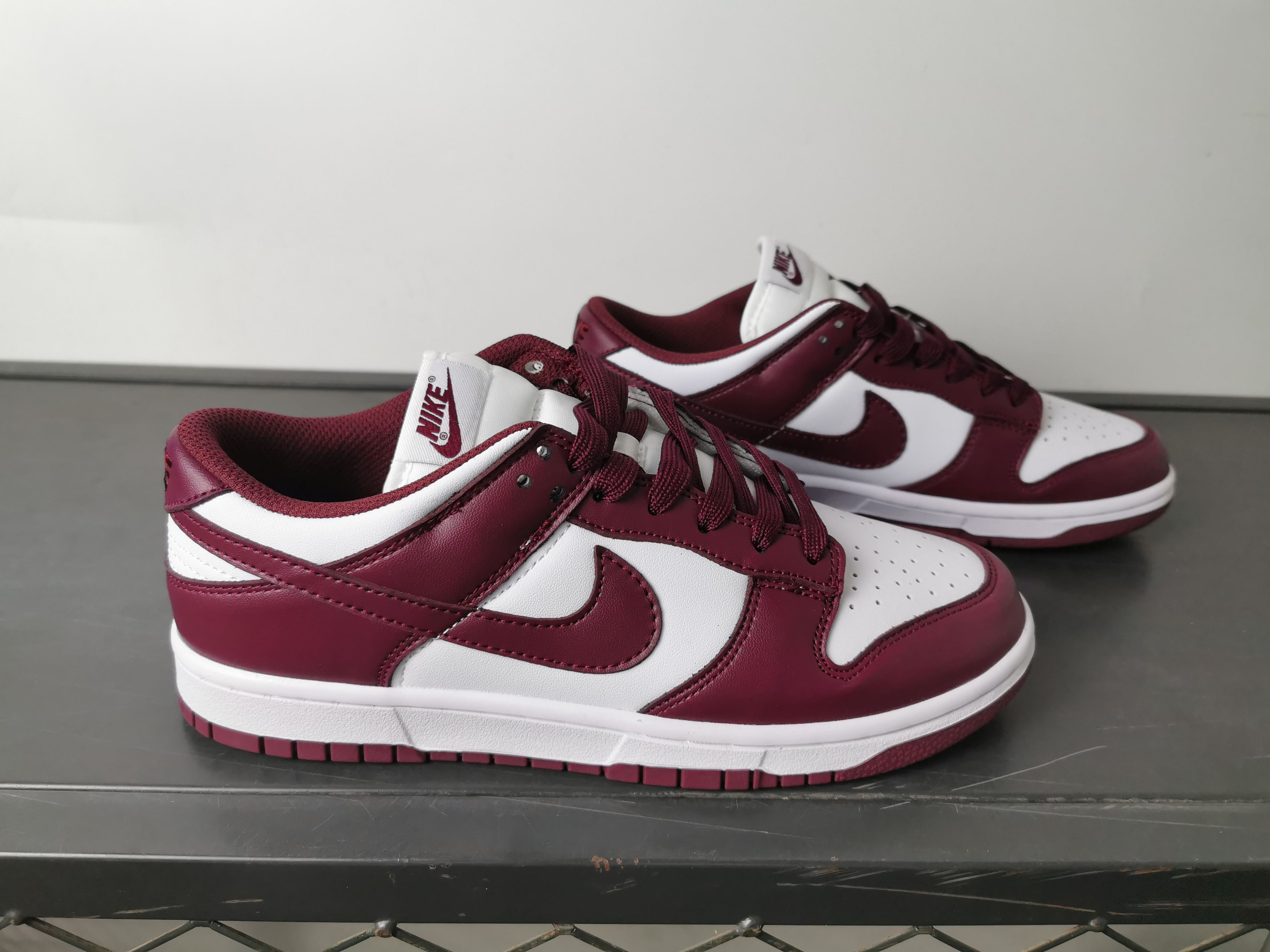 Nike SB Dunk Low Retro Bordeaux: Comfortable, Retro Style Skateboarding Shoes 9 a1745906299546 4660