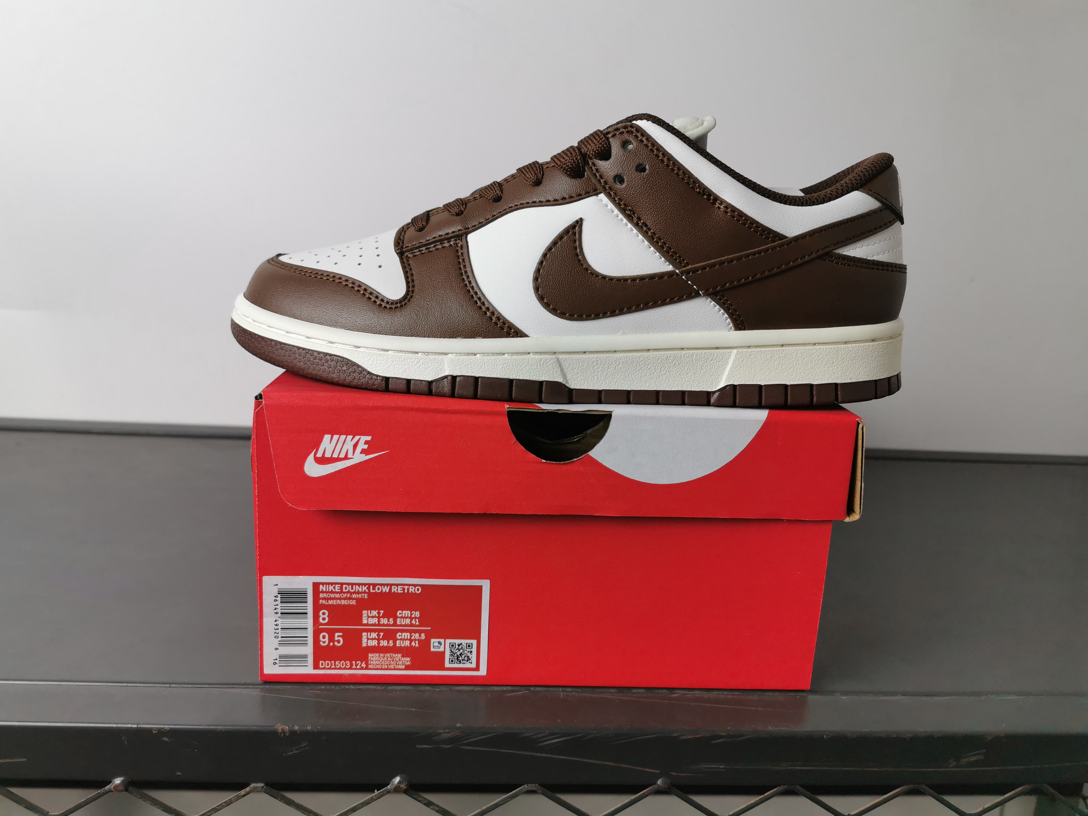 Nike SB Dunk Low Retro: Brown and White Casual Skateboarding Shoes 10 a1745906383570 4552