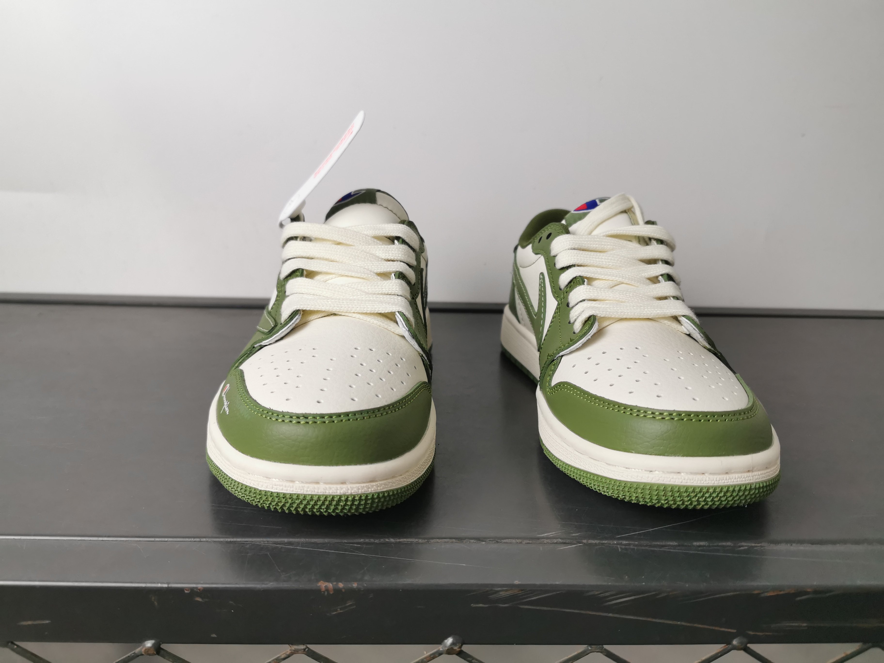 Champion Low-Top Sneakers Olive Green and White Athletic Shoes 3 a1745906527756 1526
