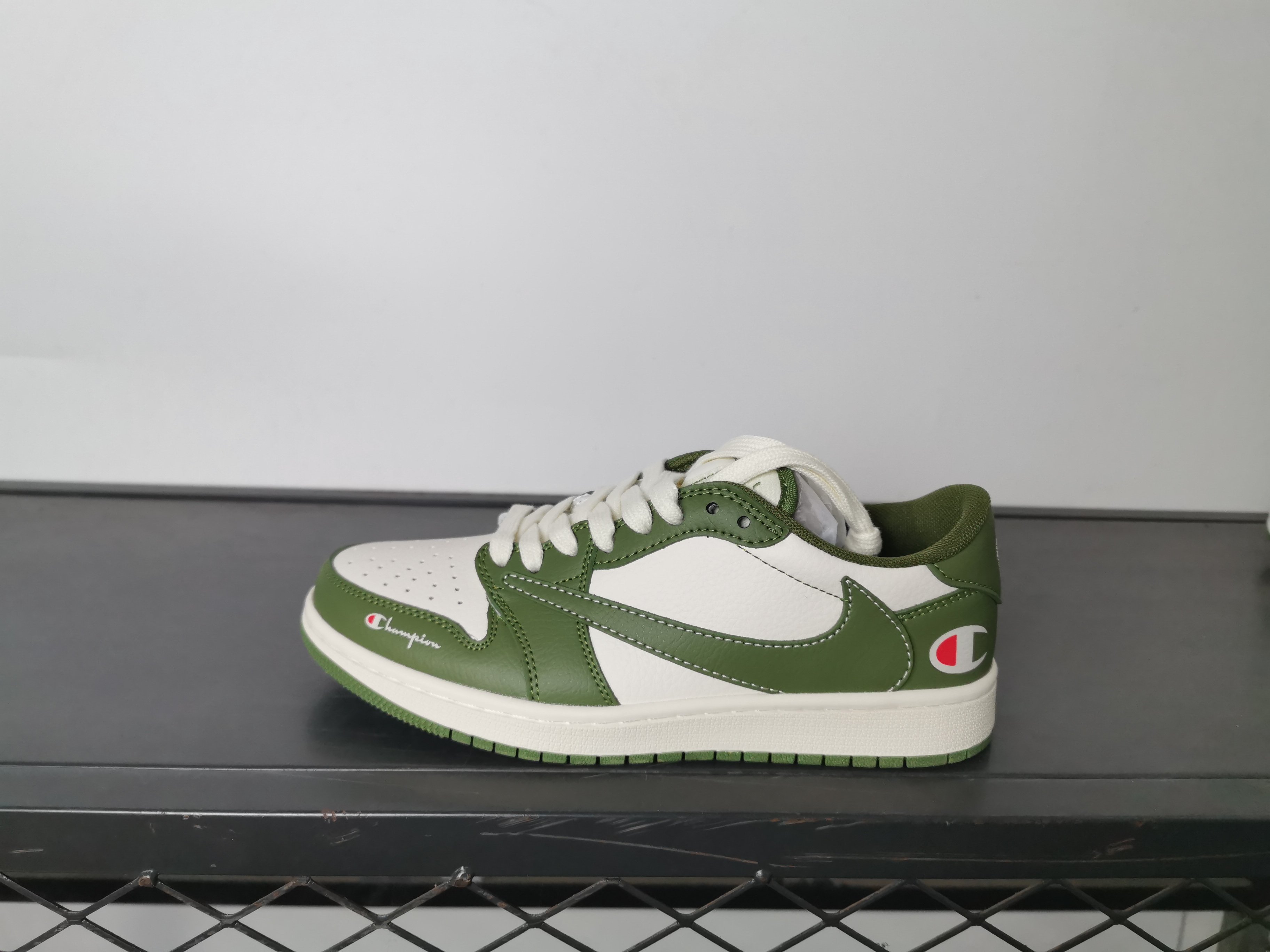 Champion Low-Top Sneakers Olive Green and White Athletic Shoes 2 a1745906527798 6376
