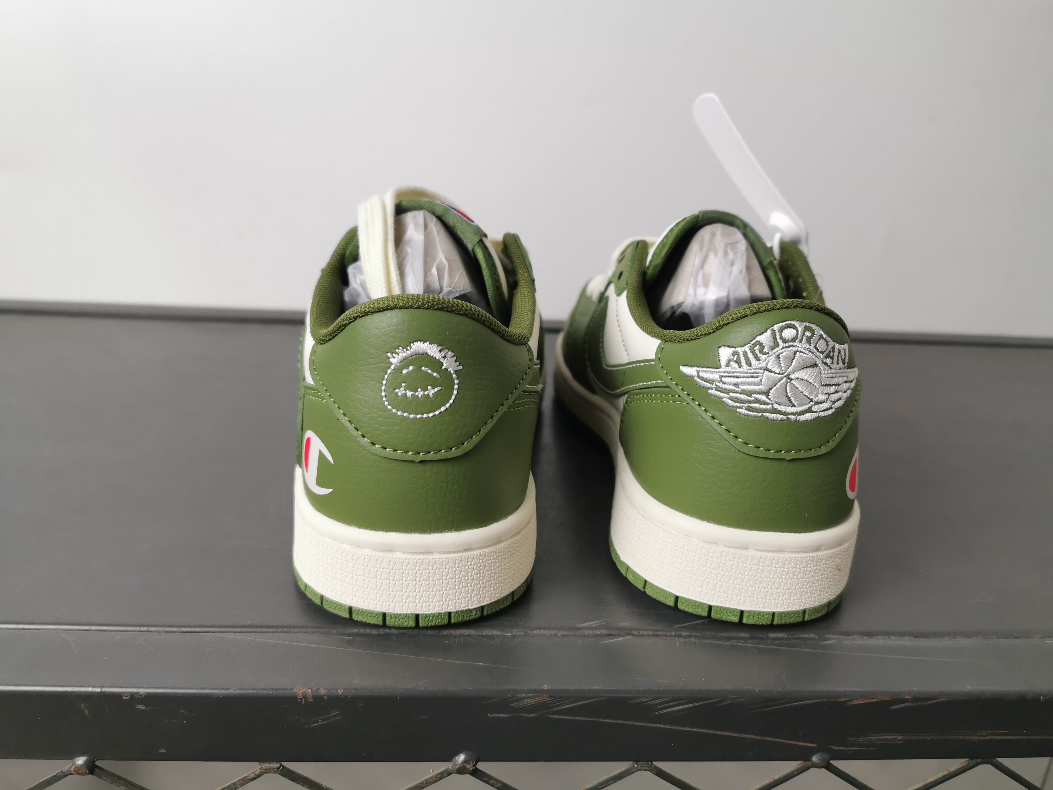 Champion Low-Top Sneakers Olive Green and White Athletic Shoes 4 a1745906528024 8730