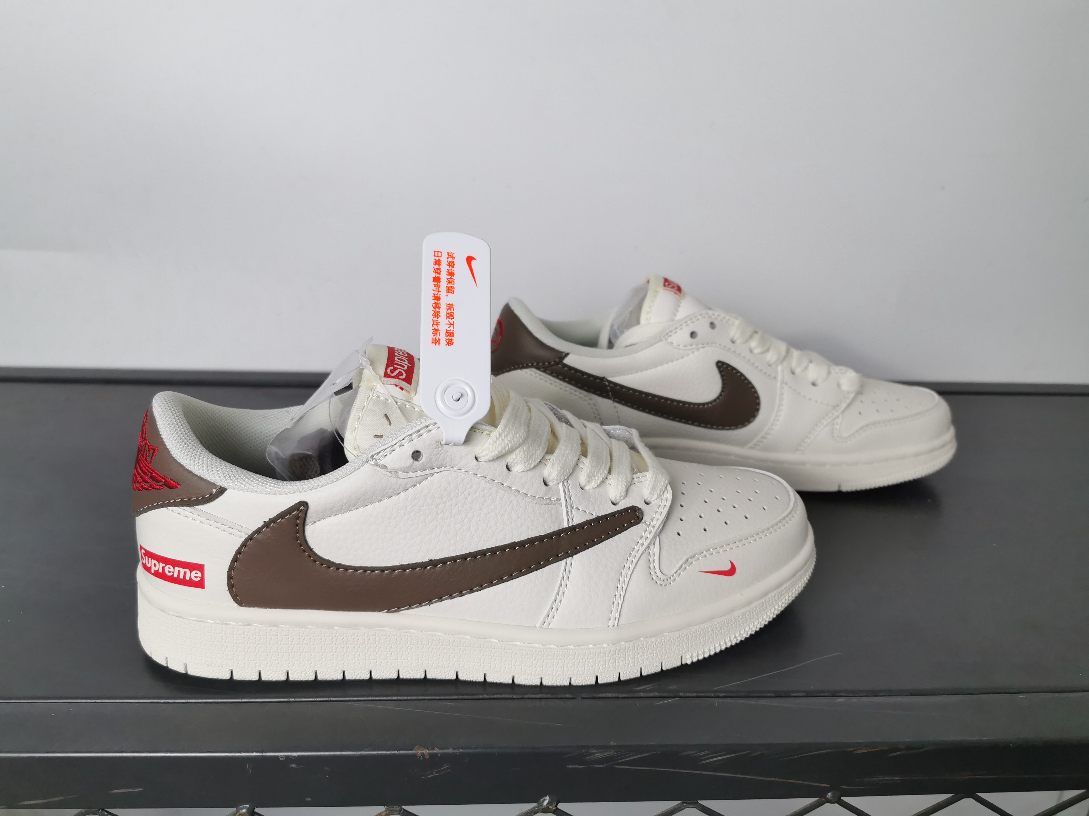 Air Jordan 1 Travis Scott Reverse Mocha Low Top Sneakers - Premium Quality 9 a1745906828410 1057