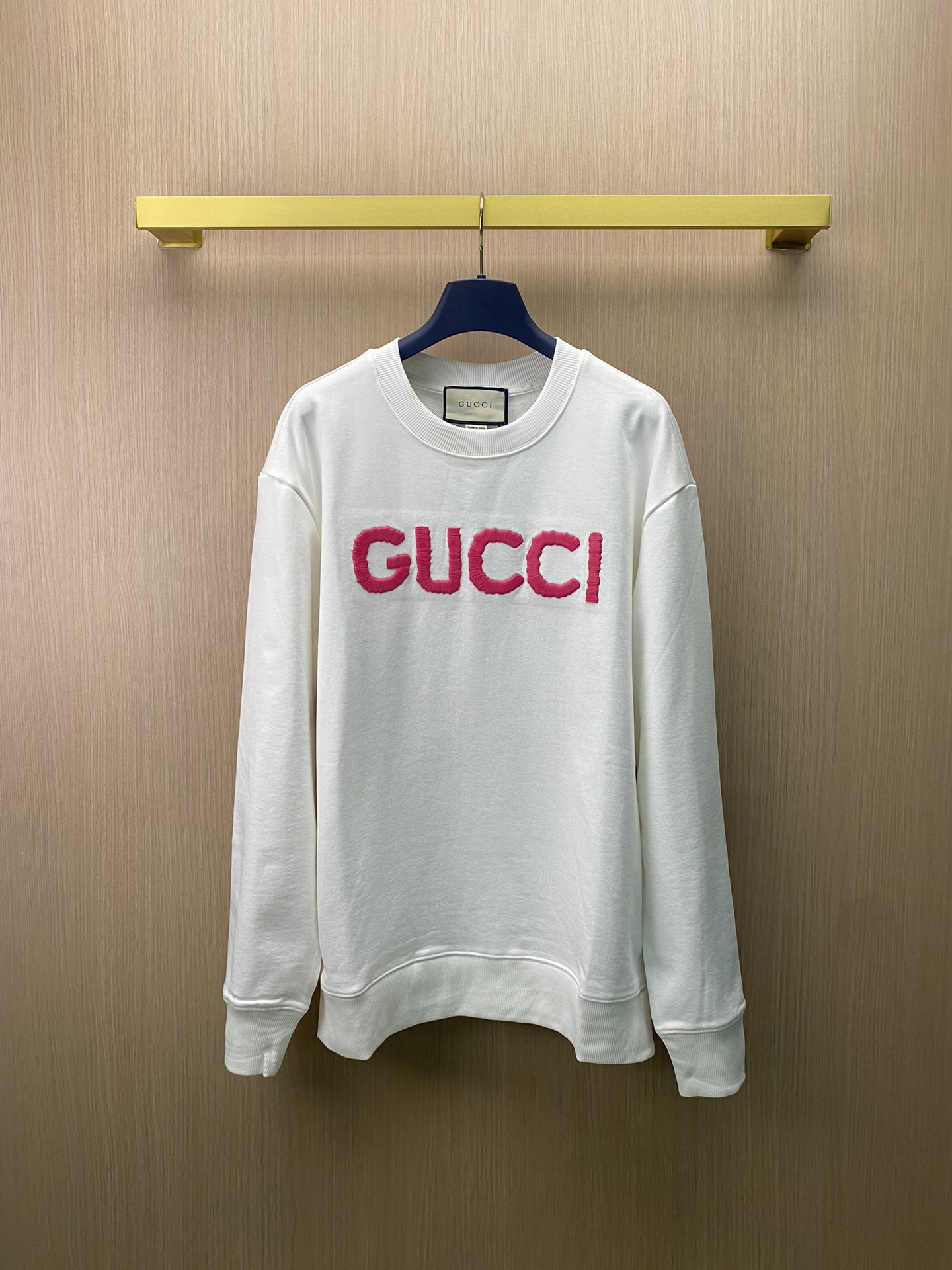 Gucci nueva sudadera rosa con logotipo bordado, proceso de impresión digital directa, tela de 420g de doble bucle grand…