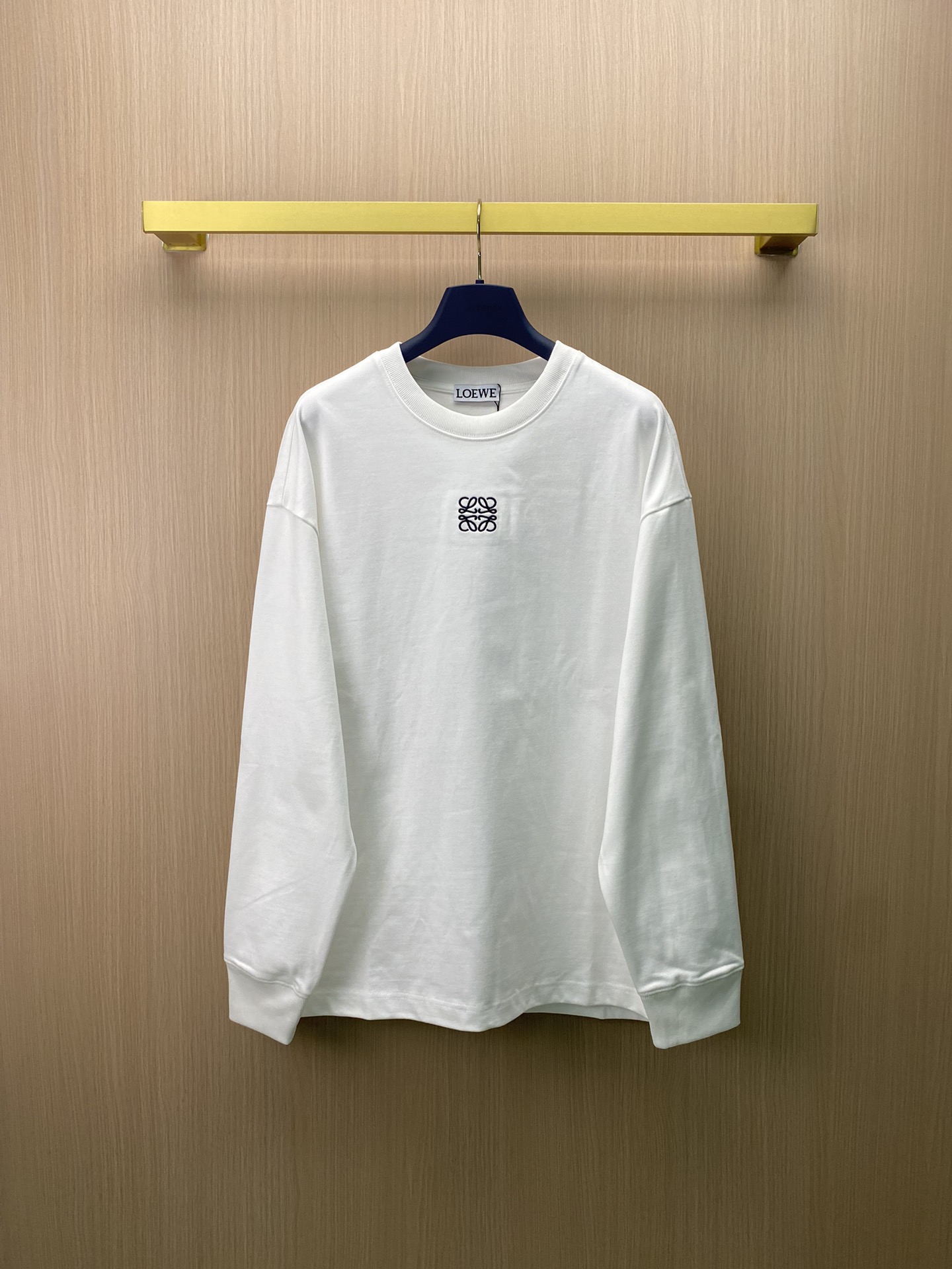 🅿️115 loewe罗意威 24ss sudadera de cuello redondo de alta calidad. Clásico bordado pequeño del logo en el pecho, calidad …