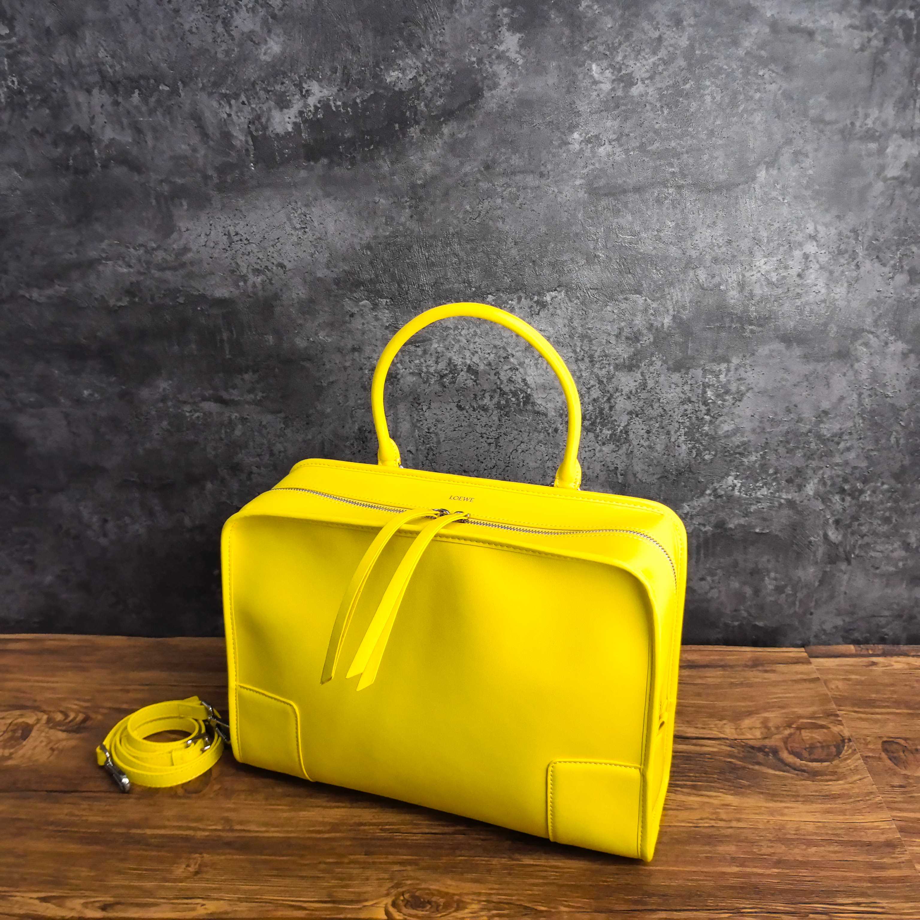 LOEWE bag Free shipping for large size — photo 5