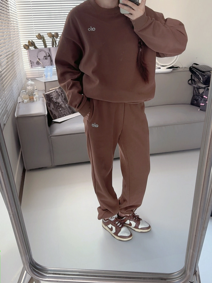 Alo set lounge brown yoga