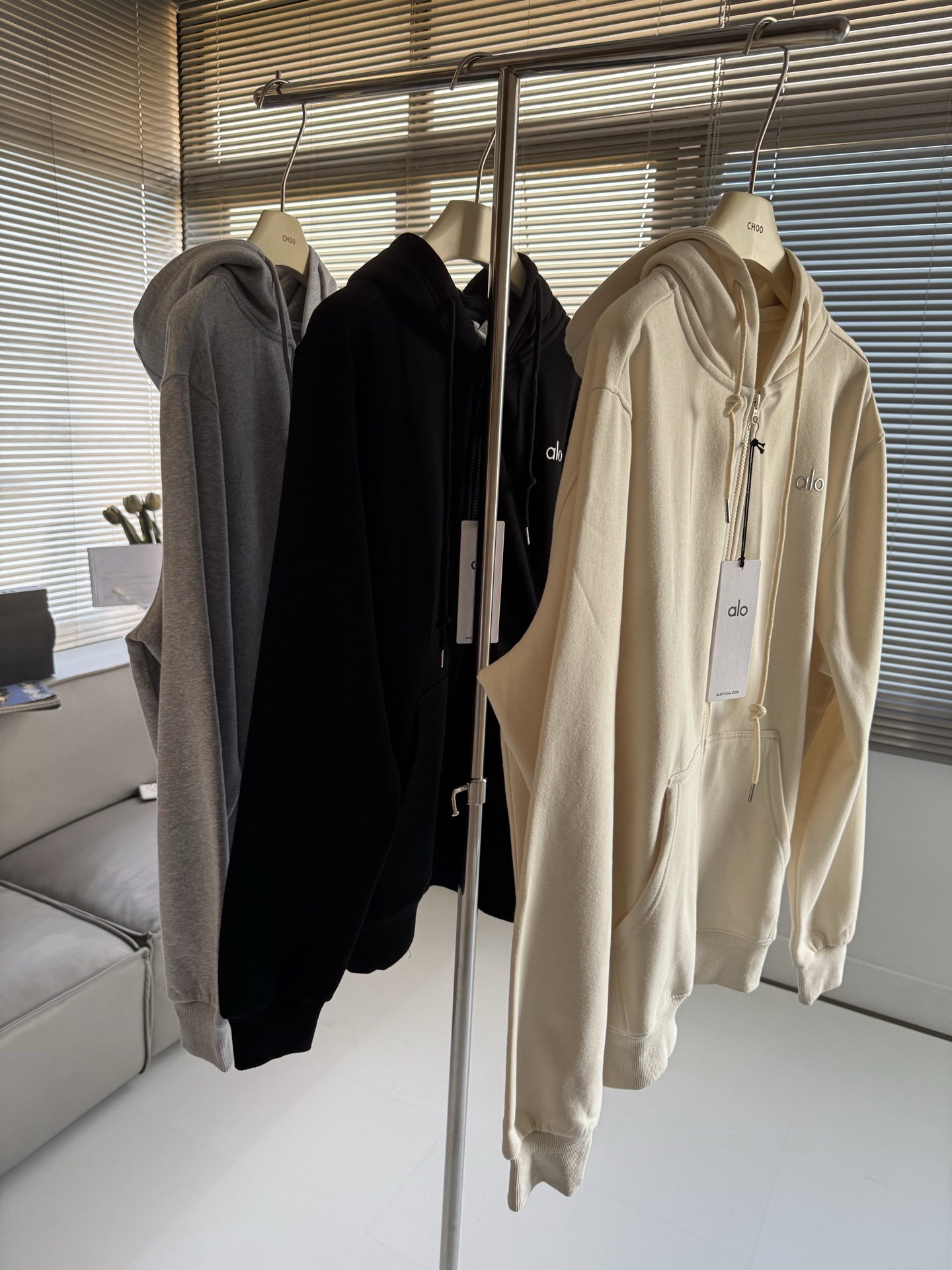 Alo Accolade jacket lounge ivory yoga