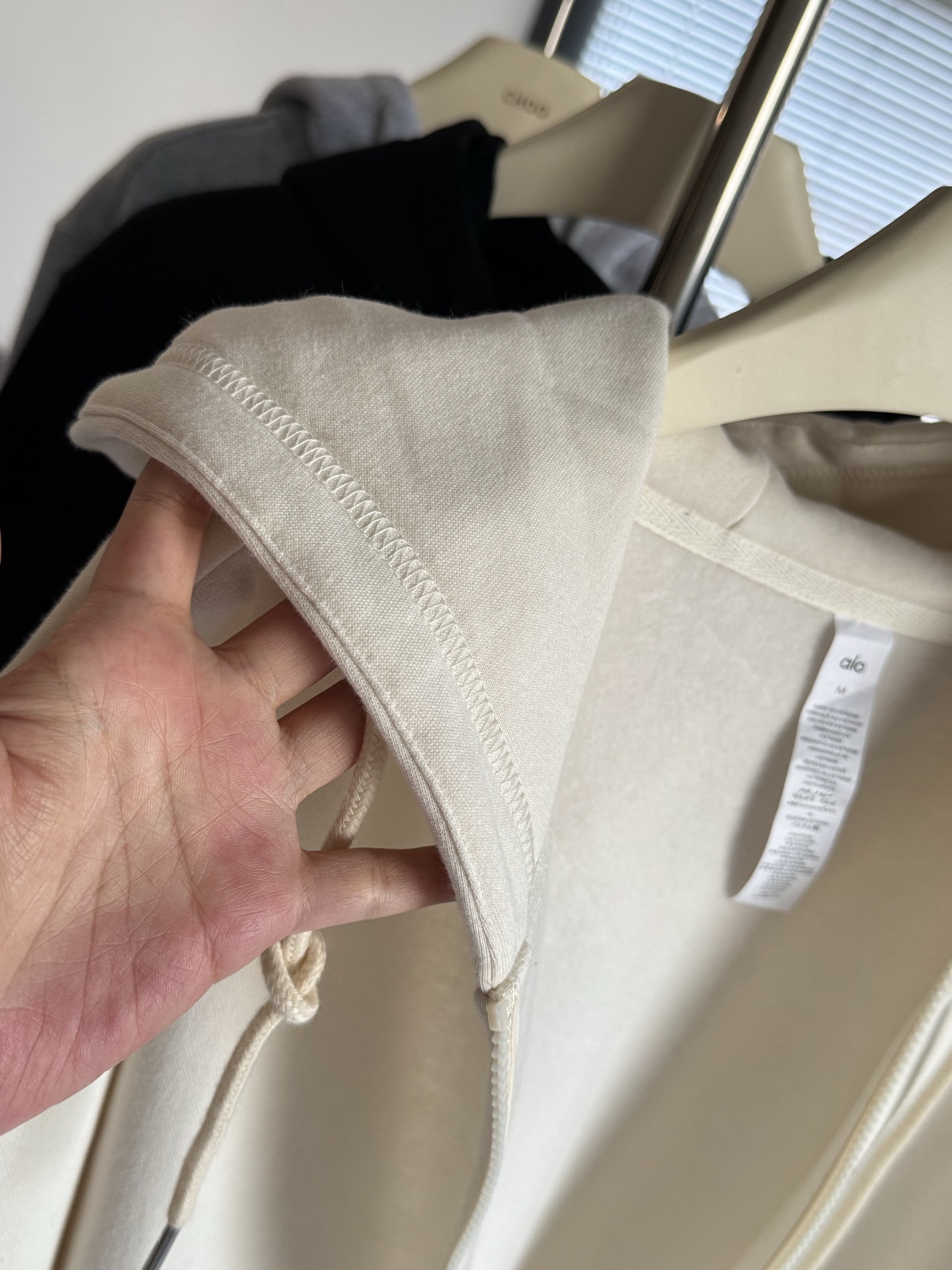 Alo jacket lounge ivory yoga
