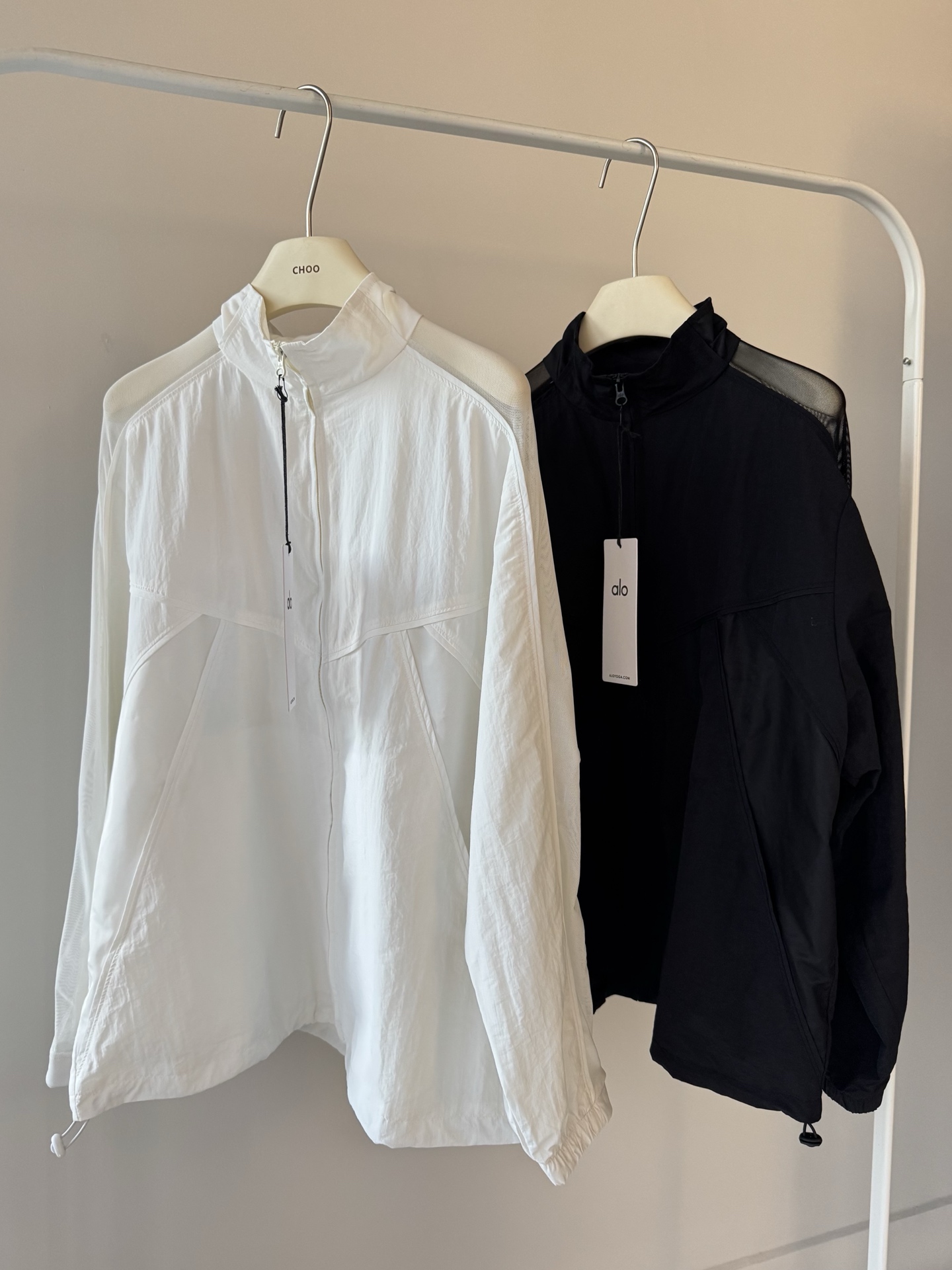 Alo jacket training white yoga