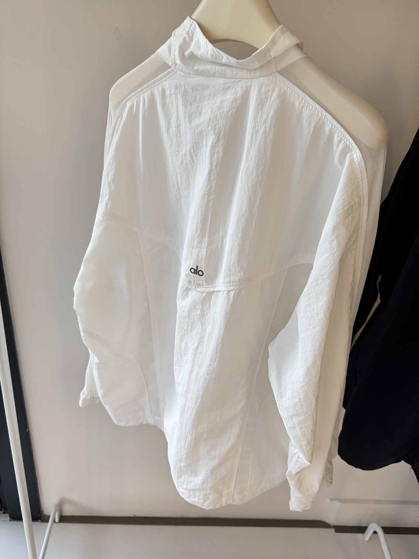 Alo jacket training white yoga