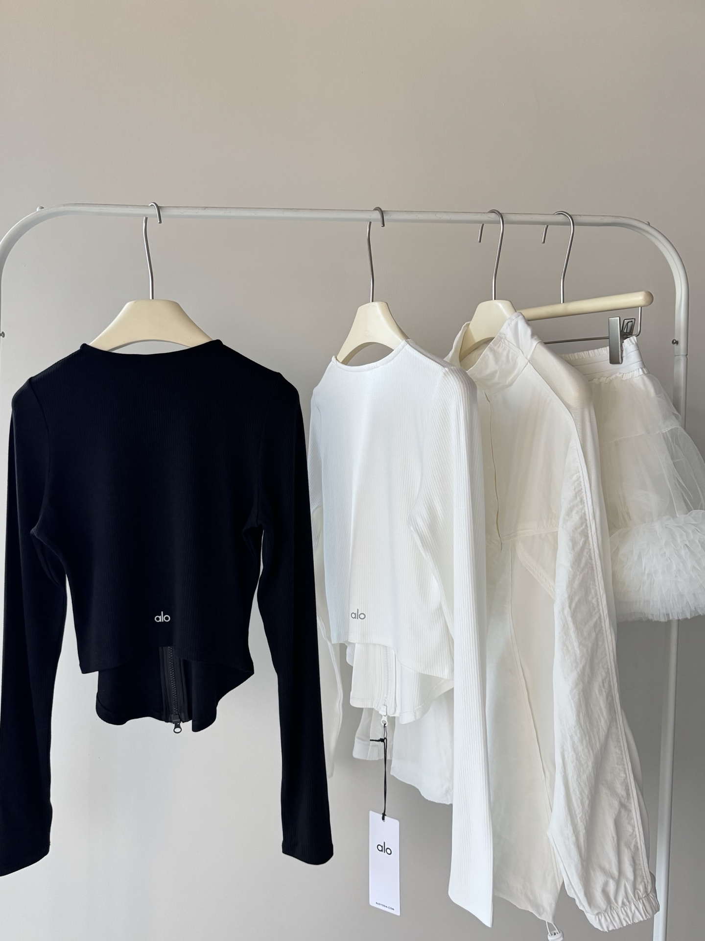 Alo Jacket [Exclusive original single version released on the entire network] — photo 2