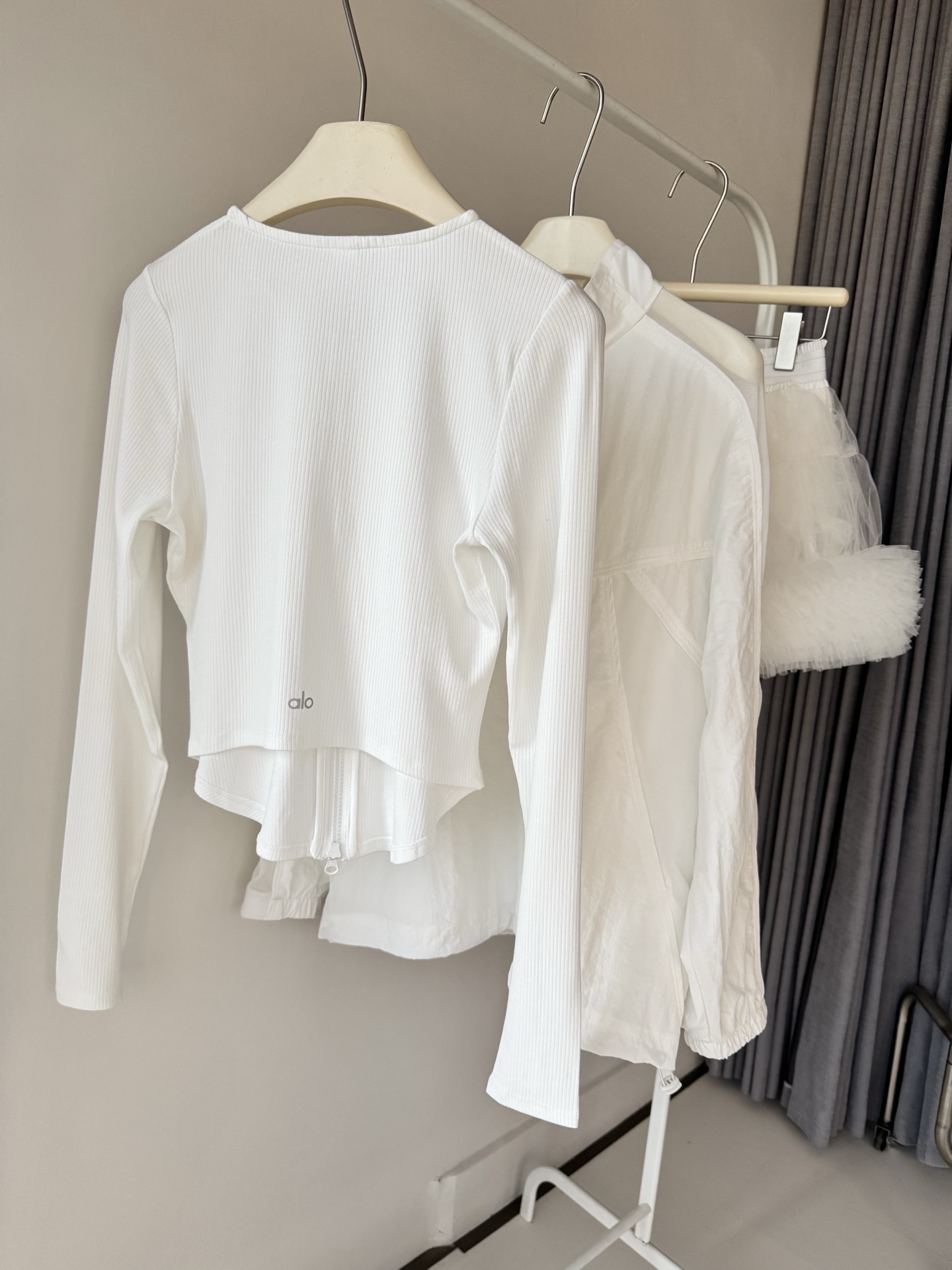 Alo jacket everyday white yoga