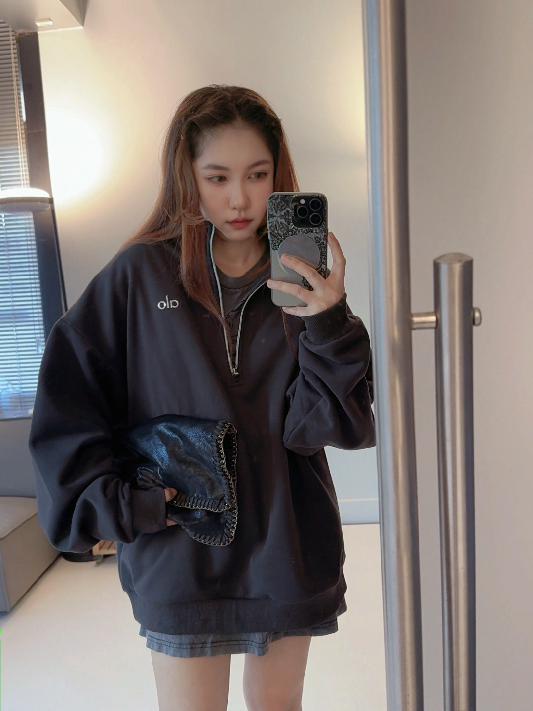 Alo long sleeve everyday anthracite yoga